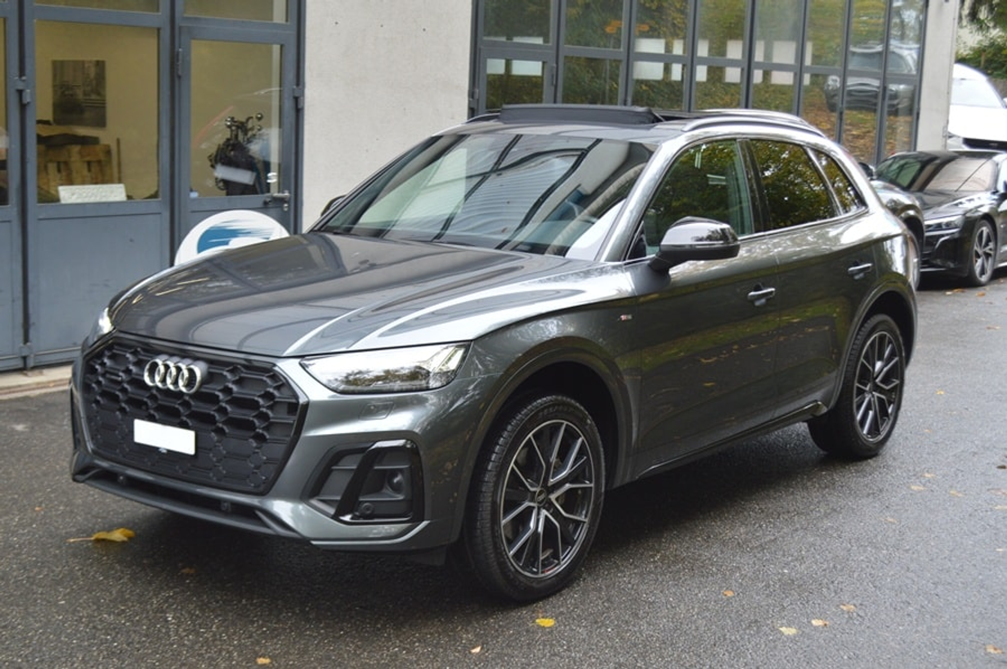 listing desktop thumbnail image 2