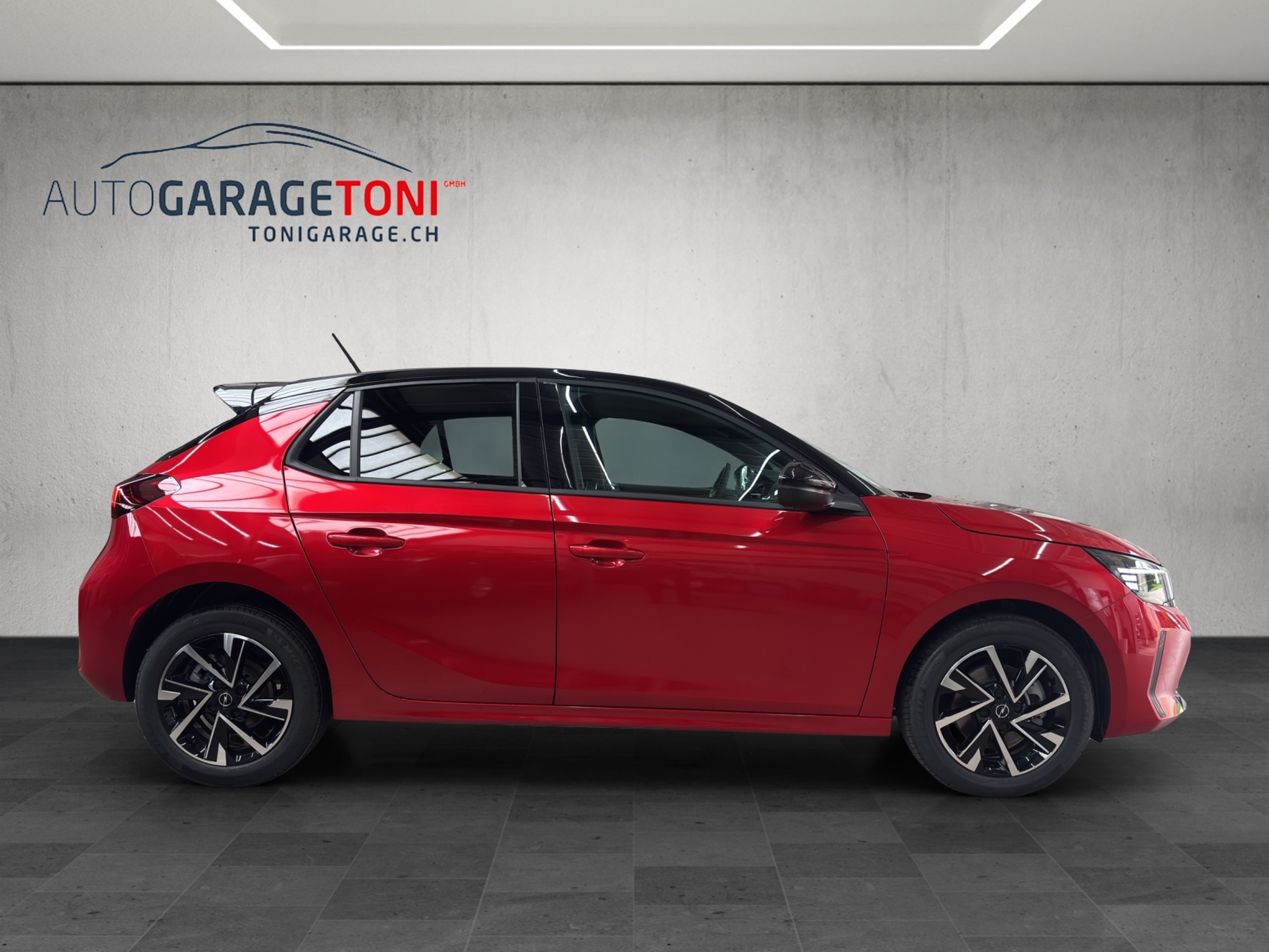 listing desktop thumbnail image 4