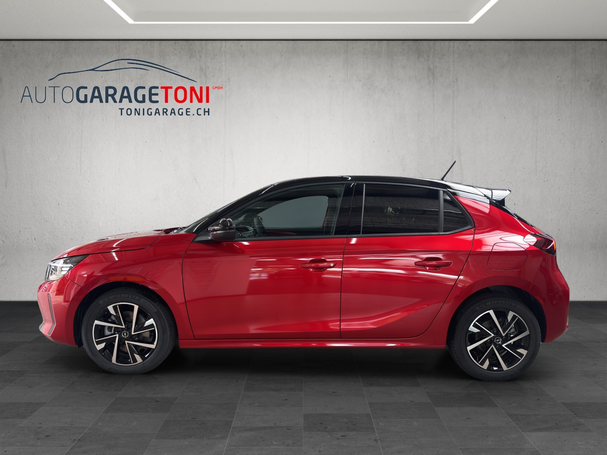 listing desktop thumbnail image 3