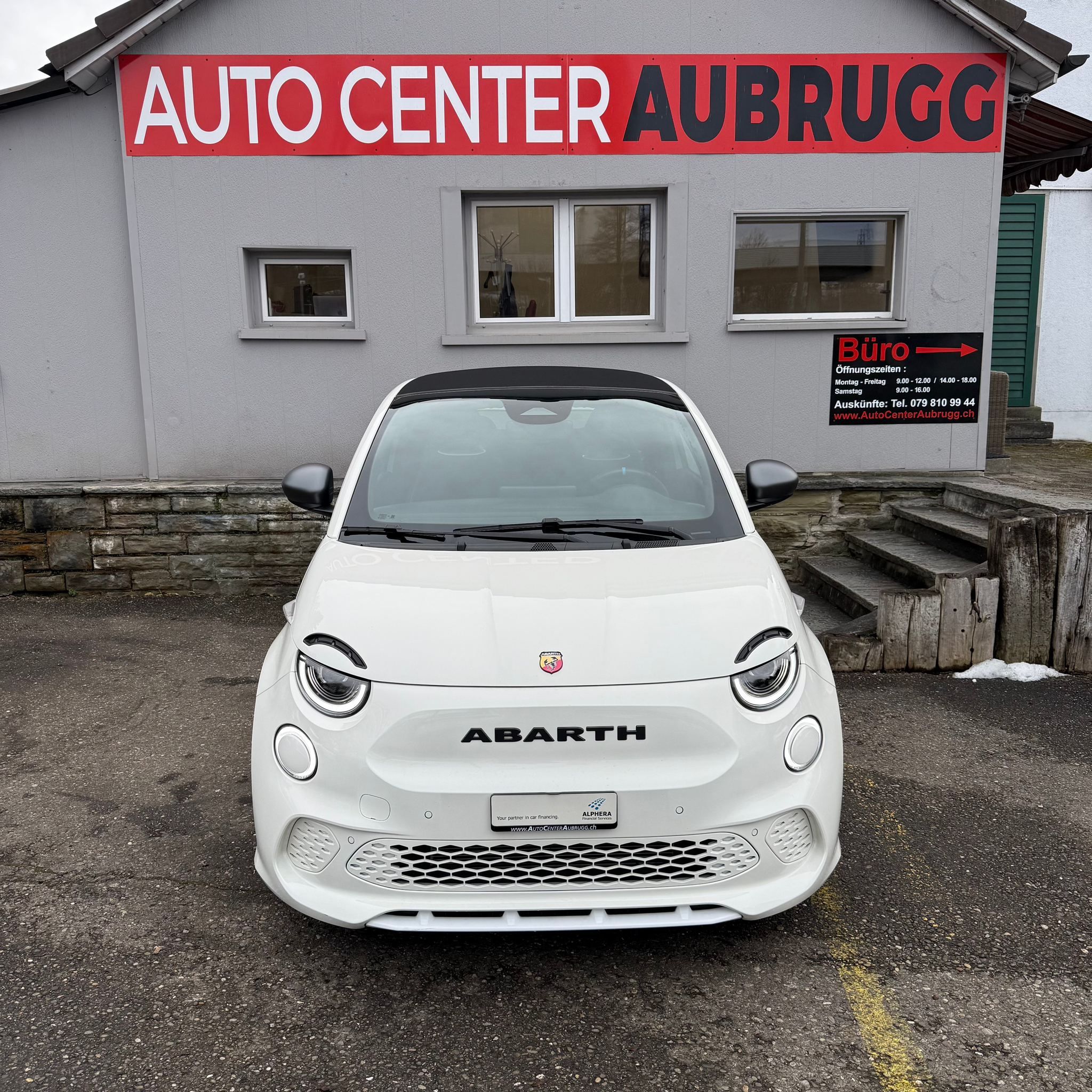 listing desktop thumbnail image 4