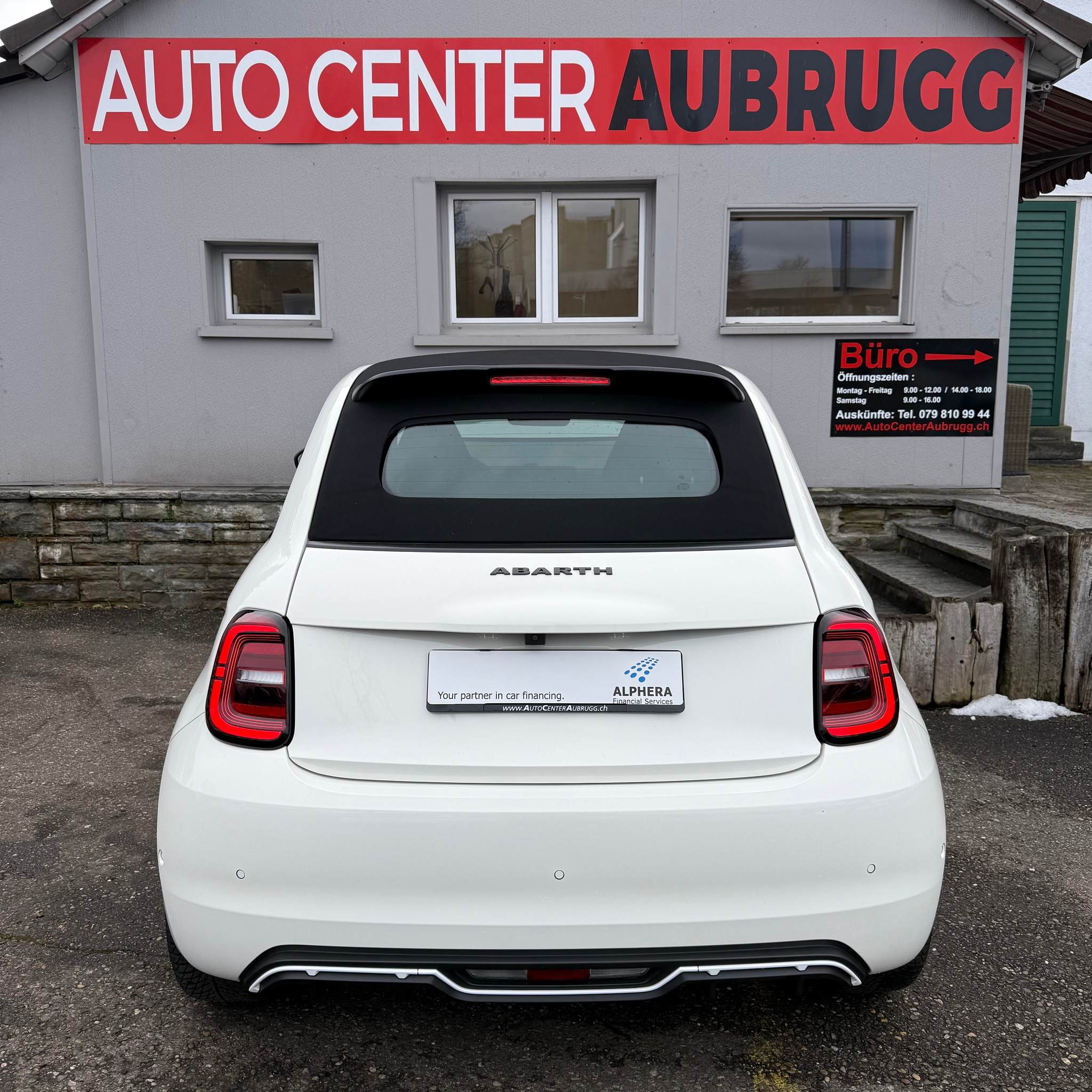 listing desktop thumbnail image 6