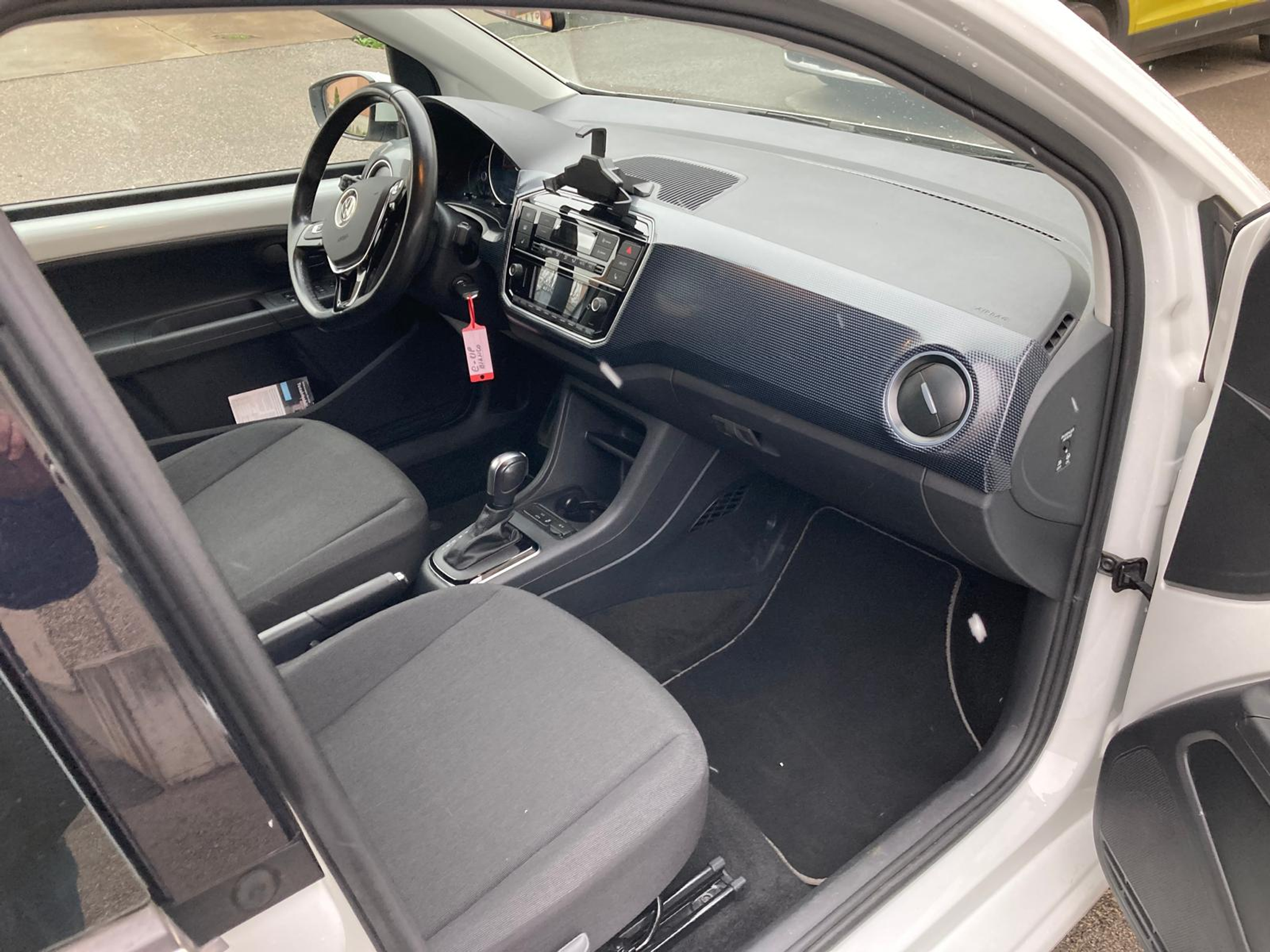 listing desktop thumbnail image 16