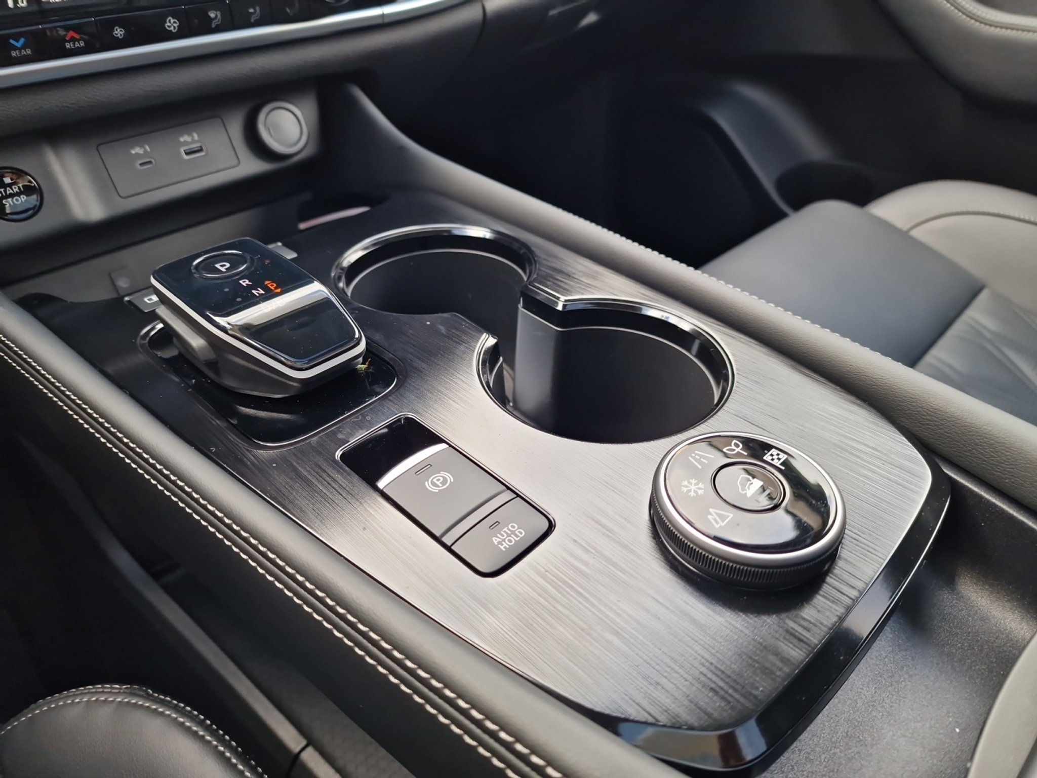 listing desktop thumbnail image 18