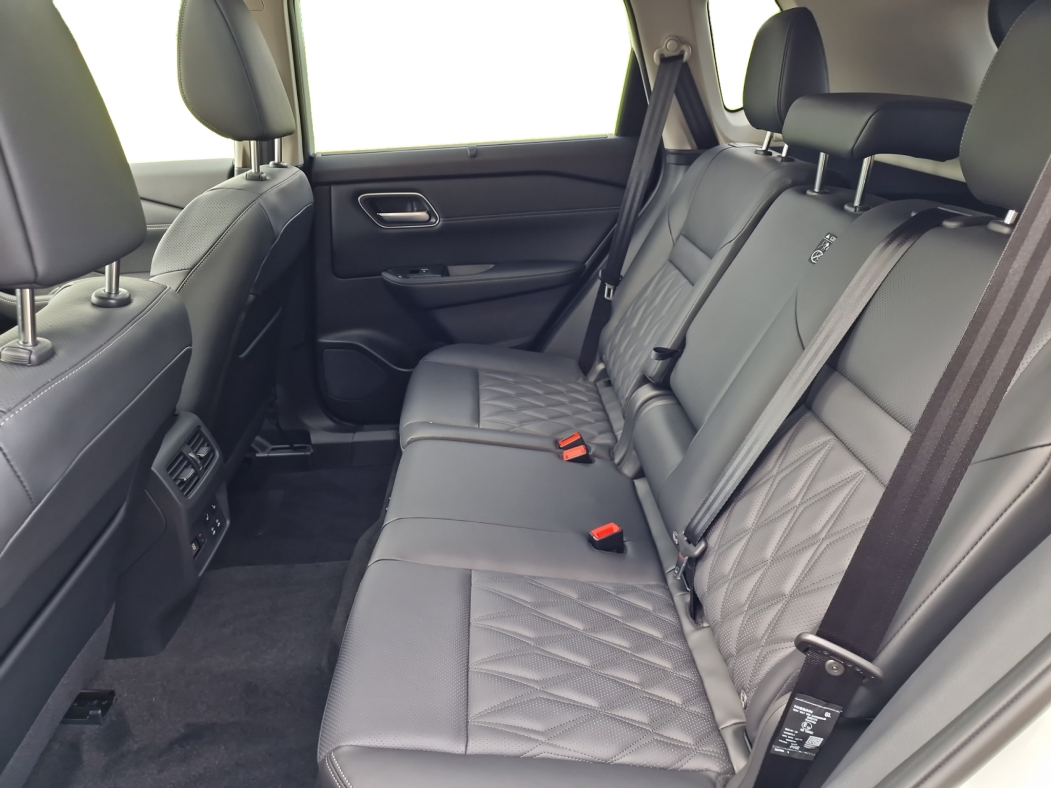 listing desktop thumbnail image 21