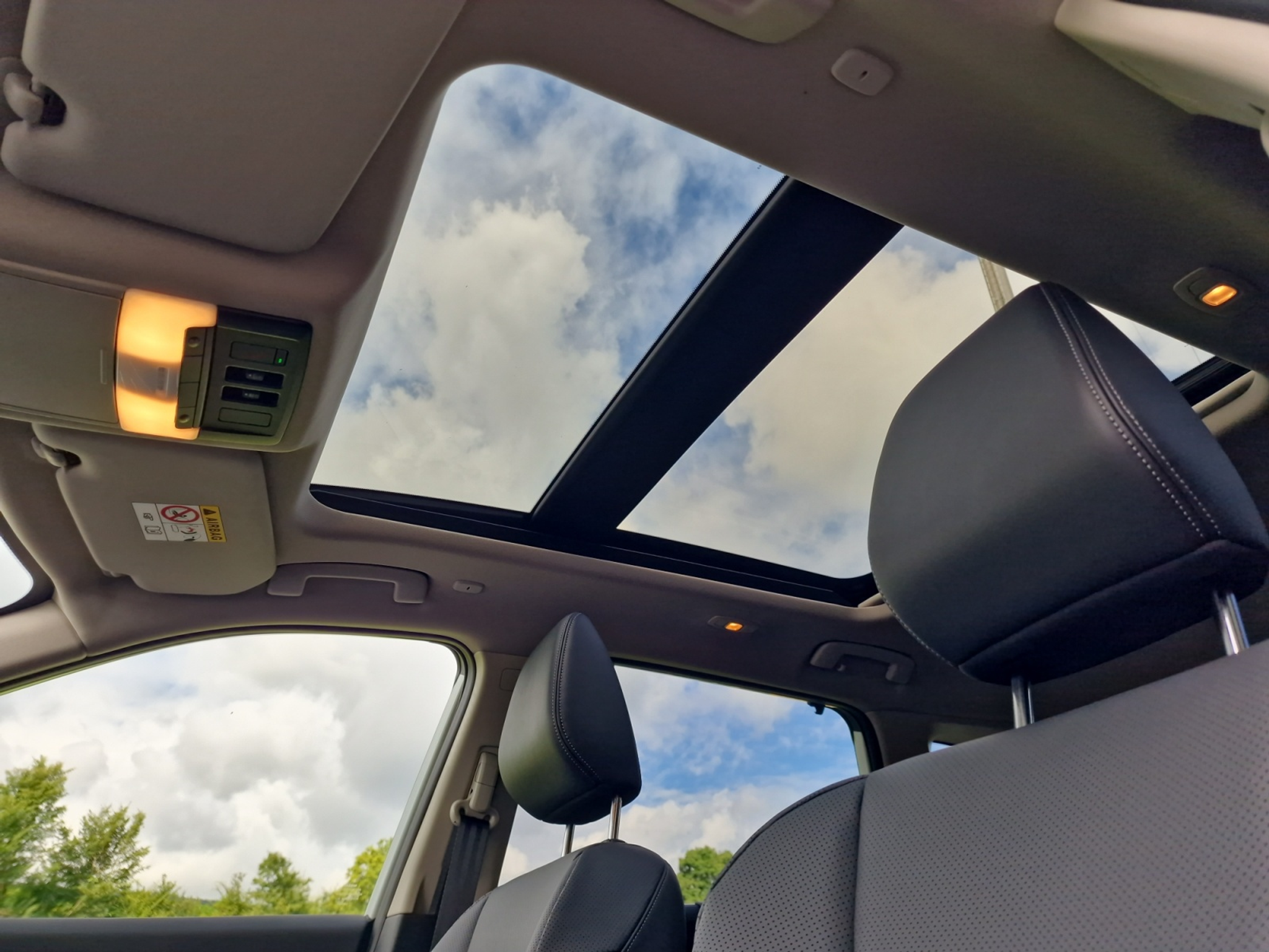 listing desktop thumbnail image 10