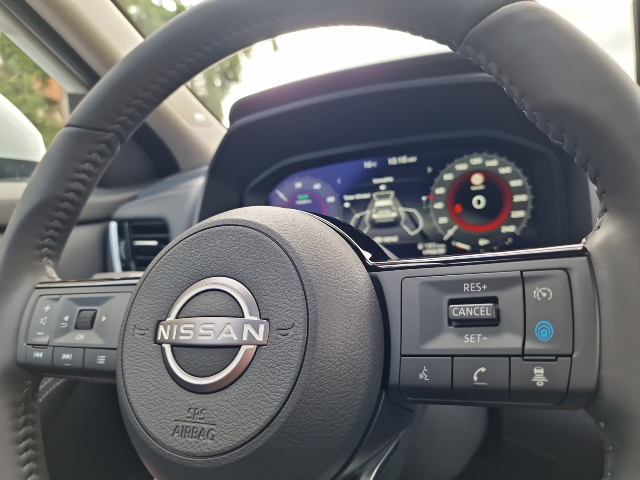 listing desktop thumbnail image 16