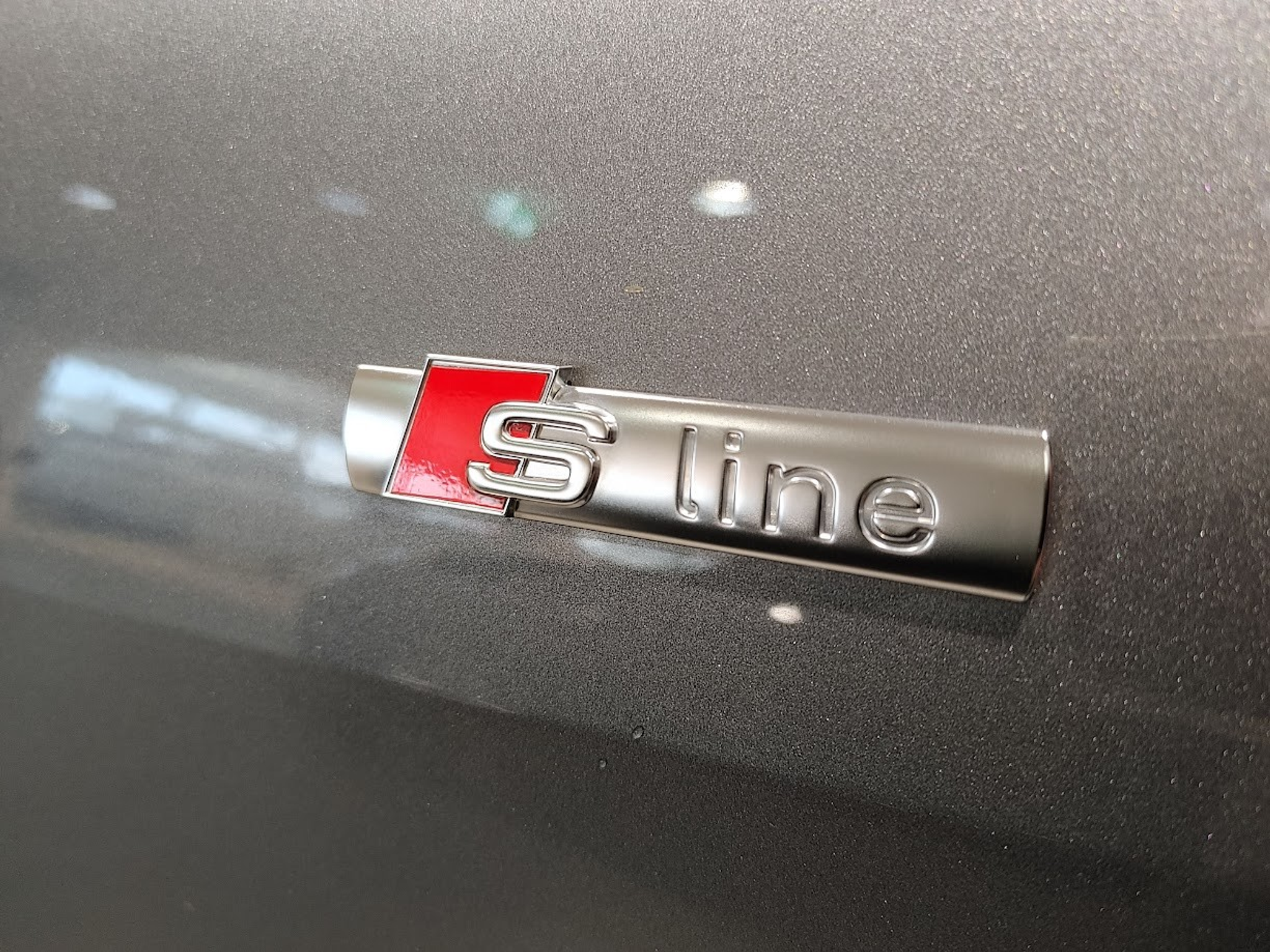 listing desktop thumbnail image 2