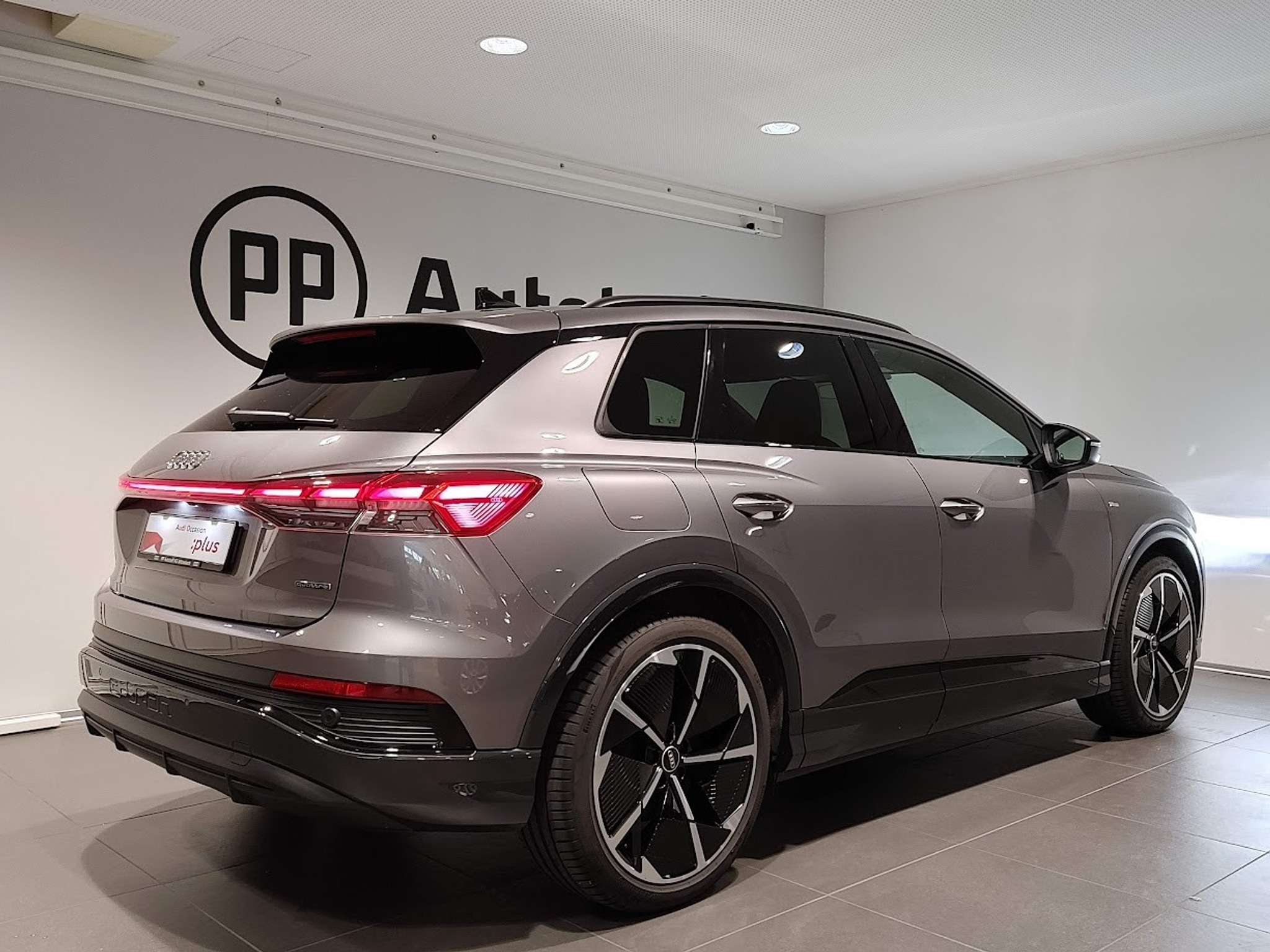 listing desktop thumbnail image 14