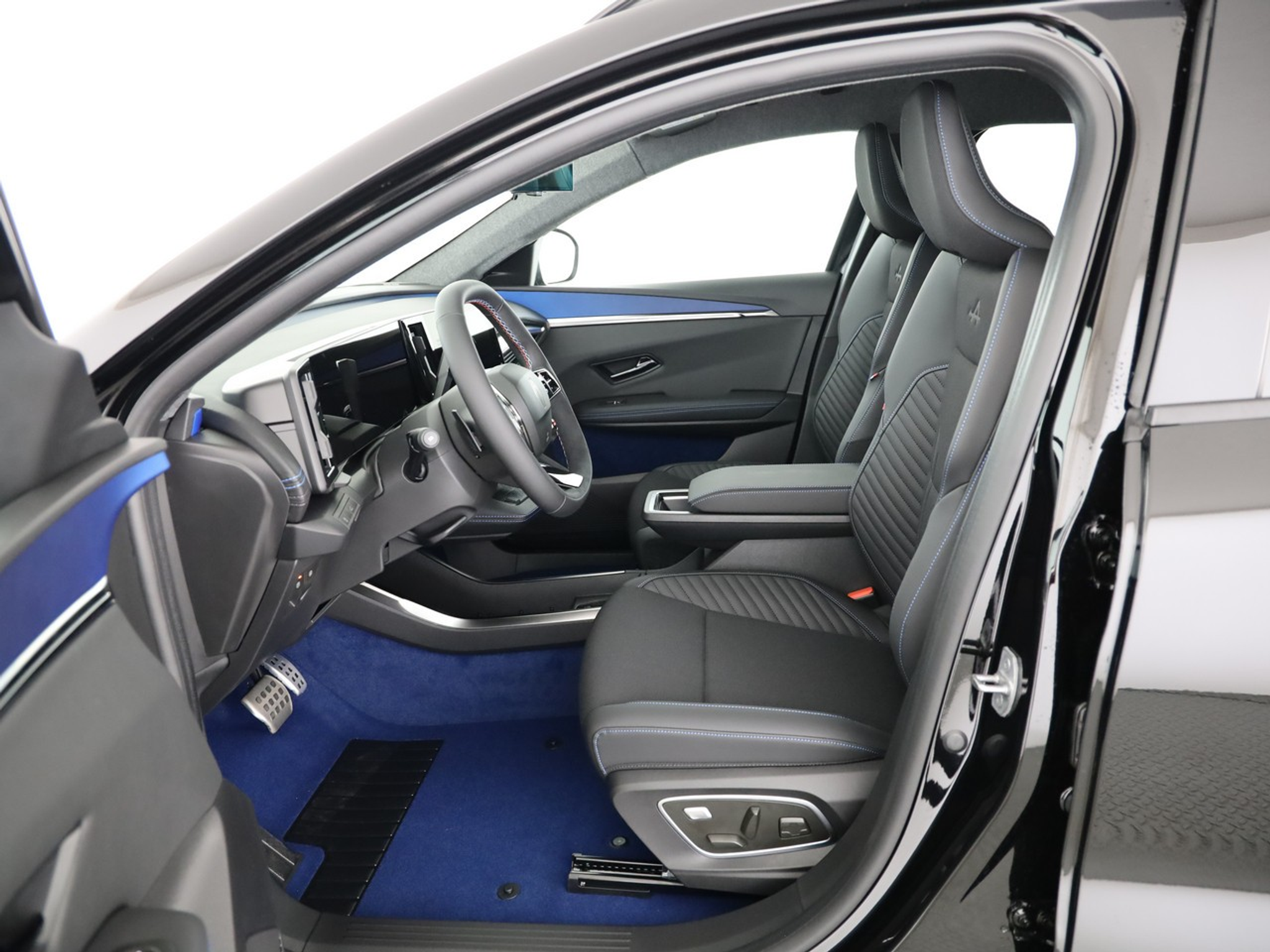 listing desktop thumbnail image 5