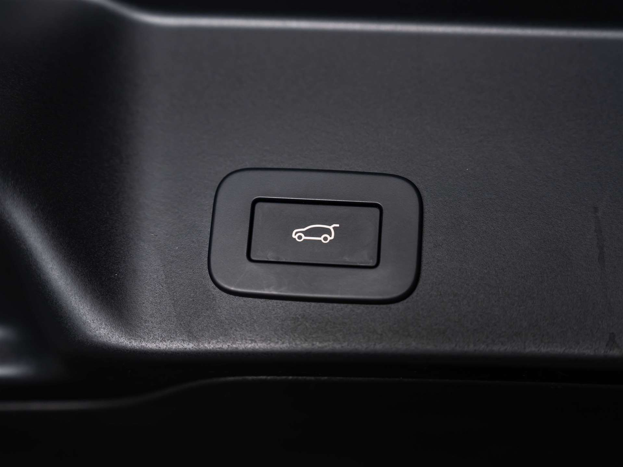 listing desktop thumbnail image 44