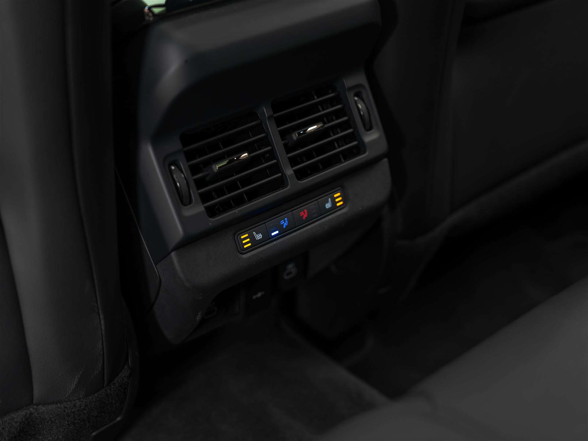 listing desktop thumbnail image 28