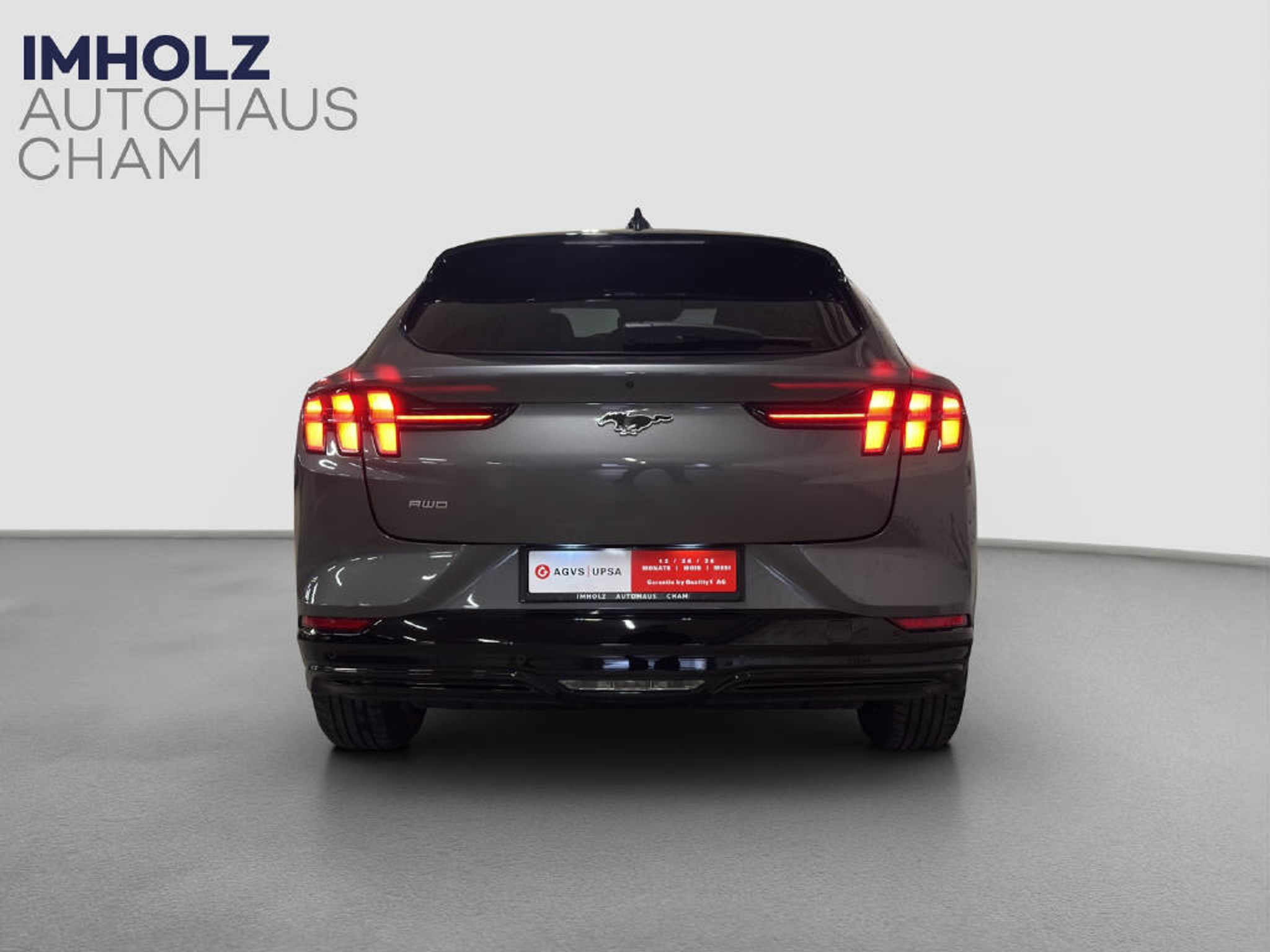 listing desktop thumbnail image 3