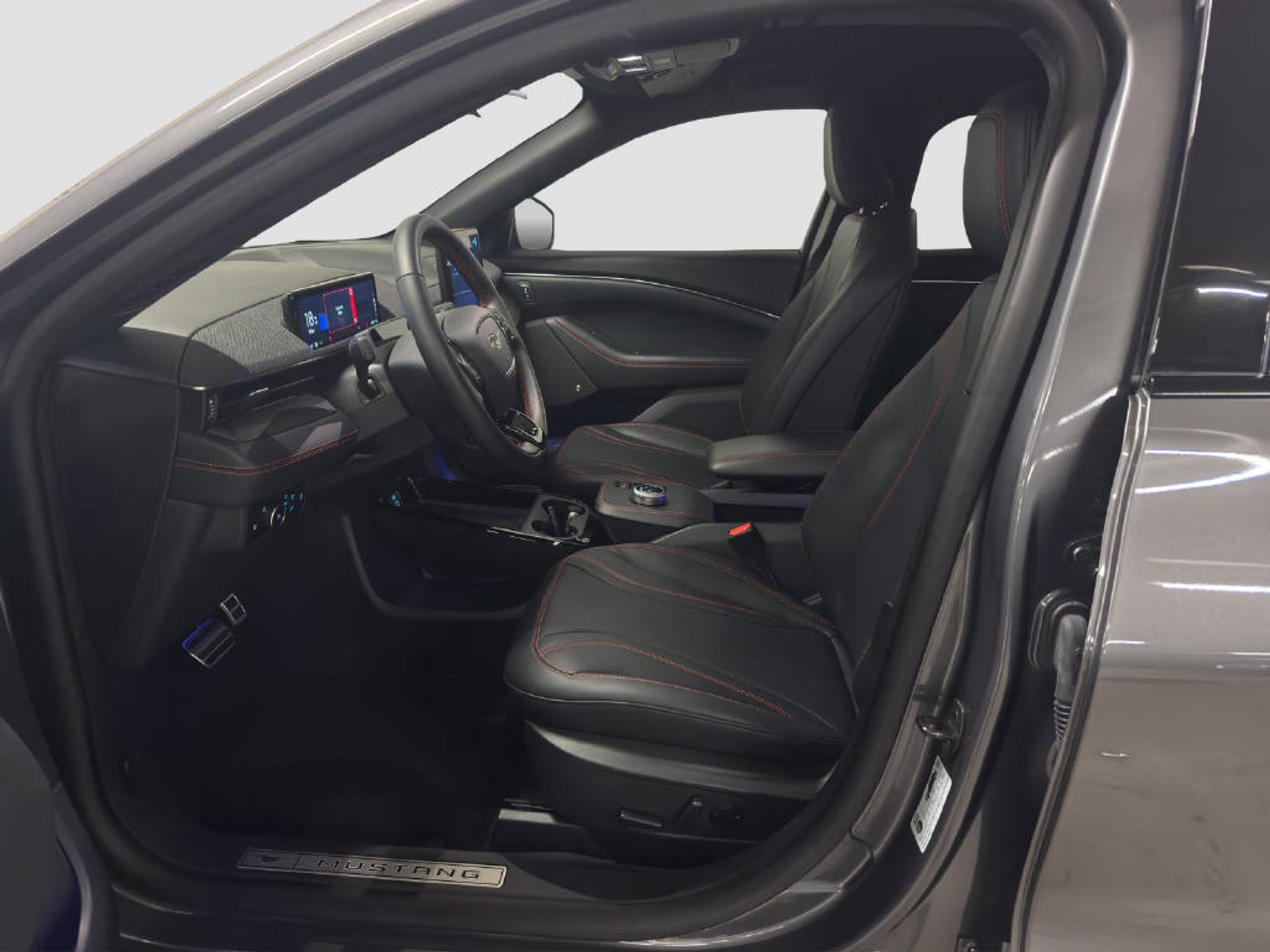 listing desktop thumbnail image 5