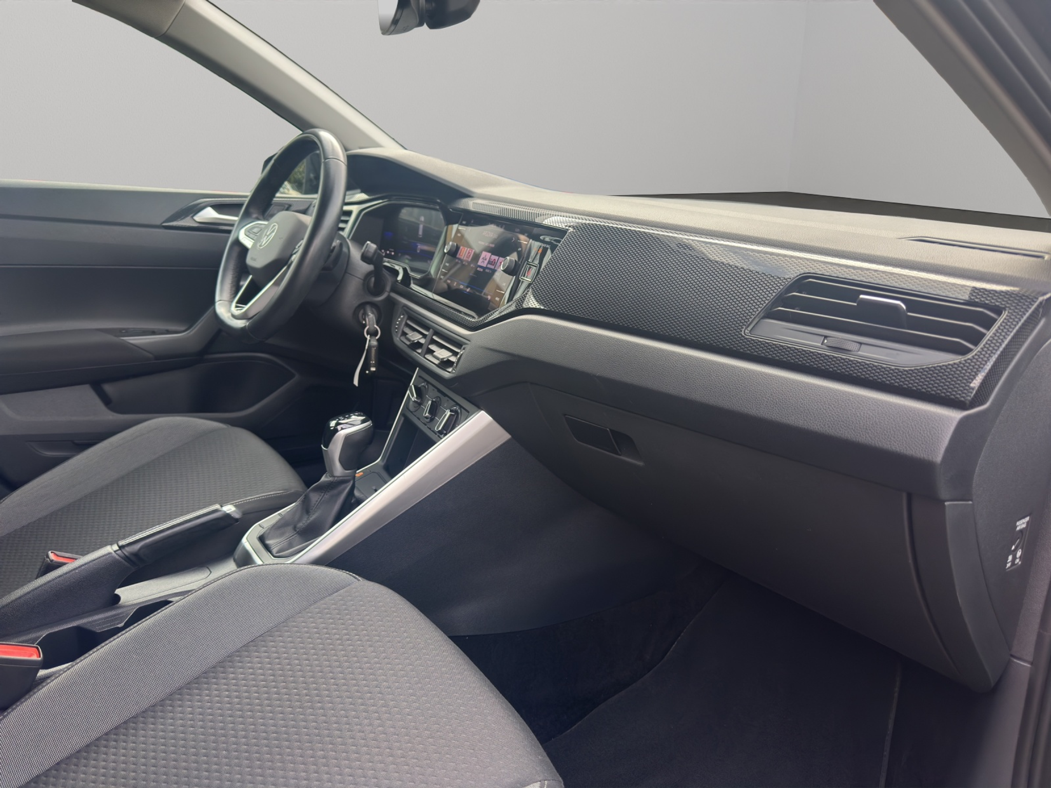 listing desktop thumbnail image 12