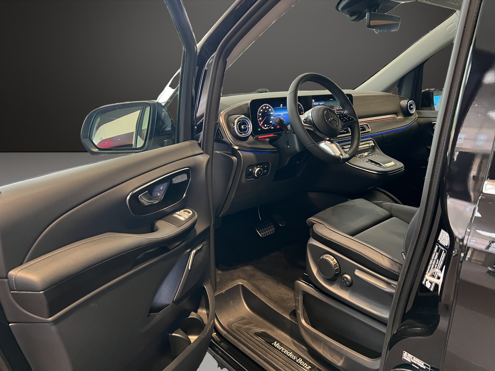 listing desktop thumbnail image 11