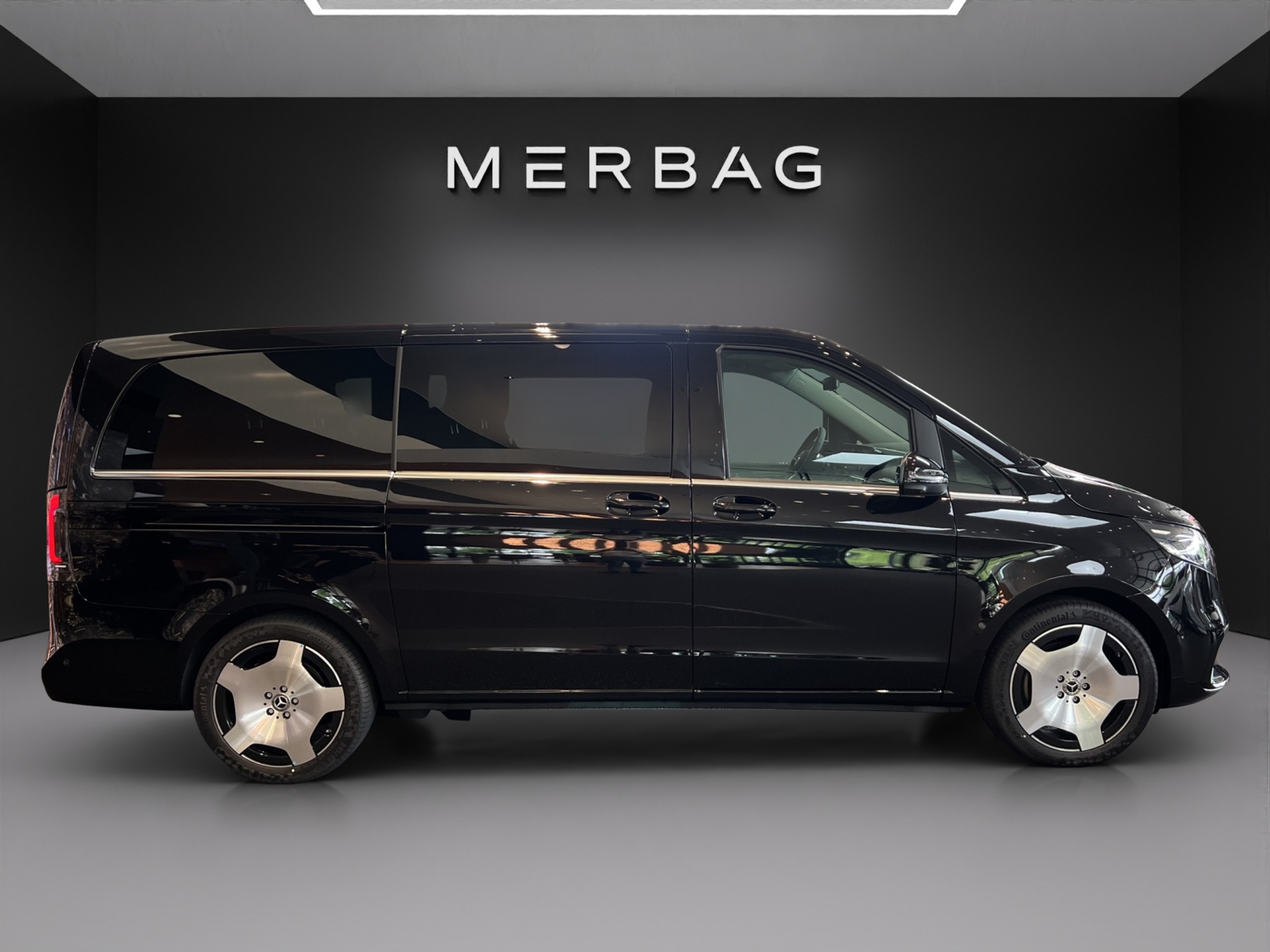 listing desktop thumbnail image 4