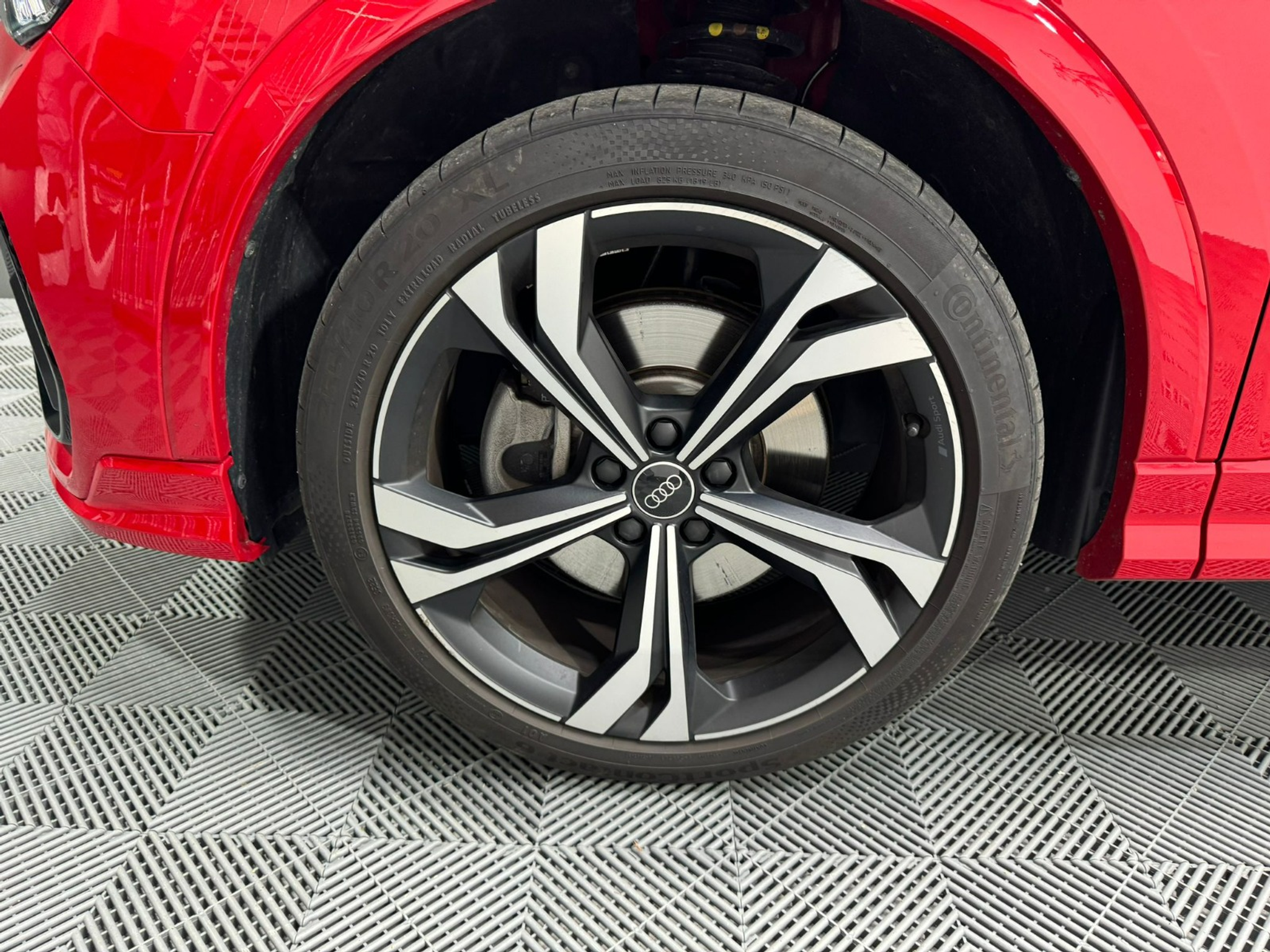 listing desktop thumbnail image 29