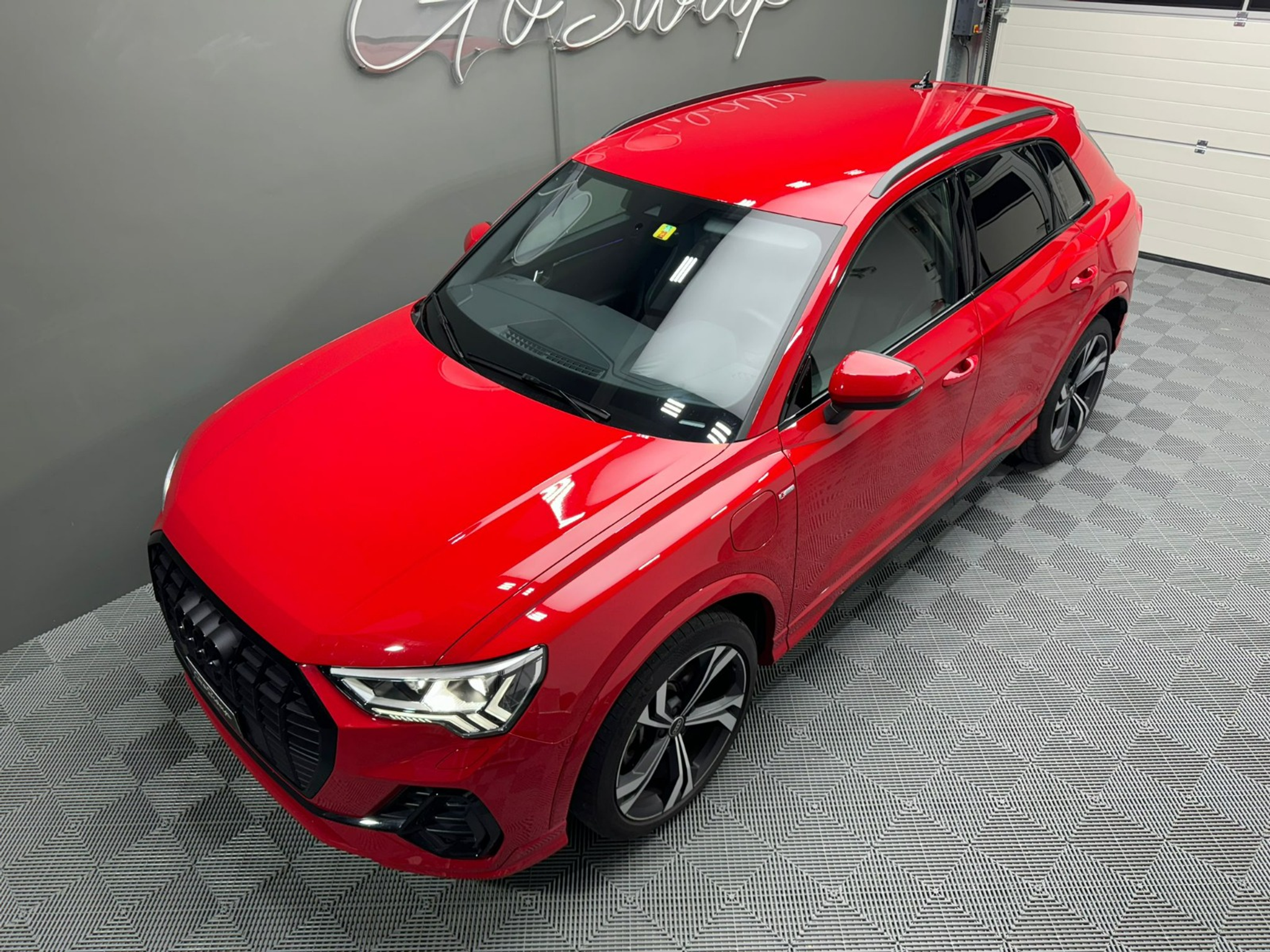 listing desktop thumbnail image 5