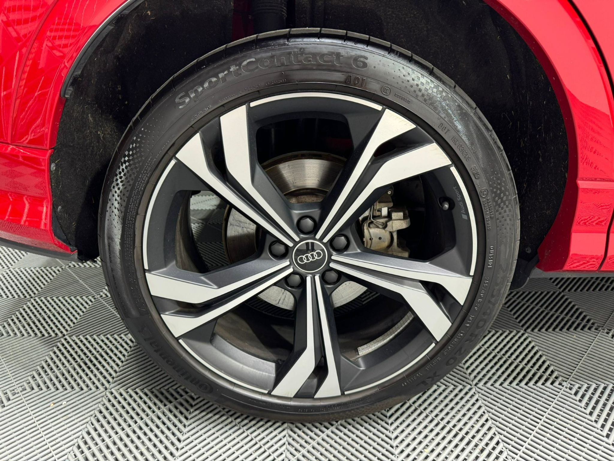 listing desktop thumbnail image 28