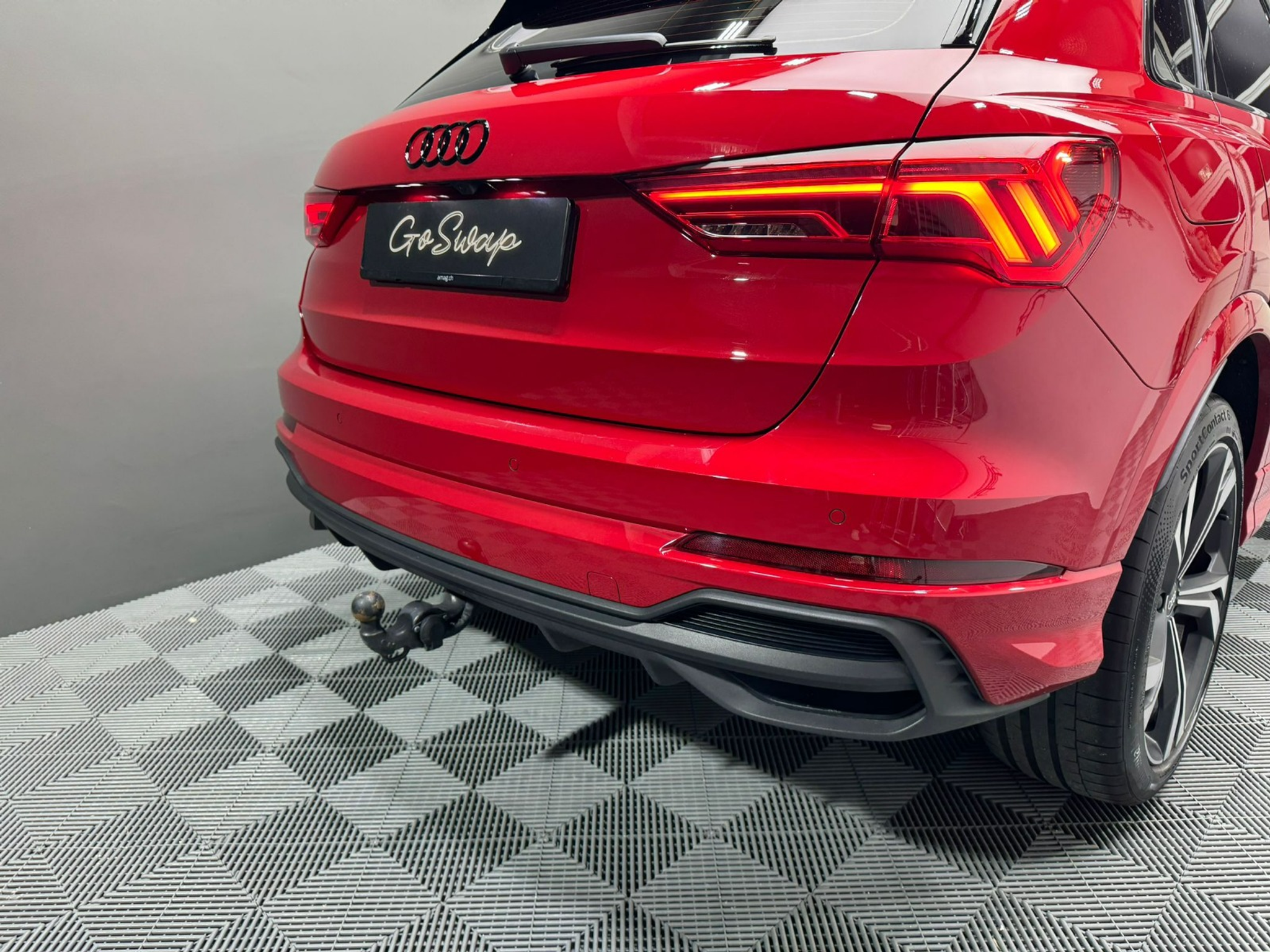 listing desktop thumbnail image 3