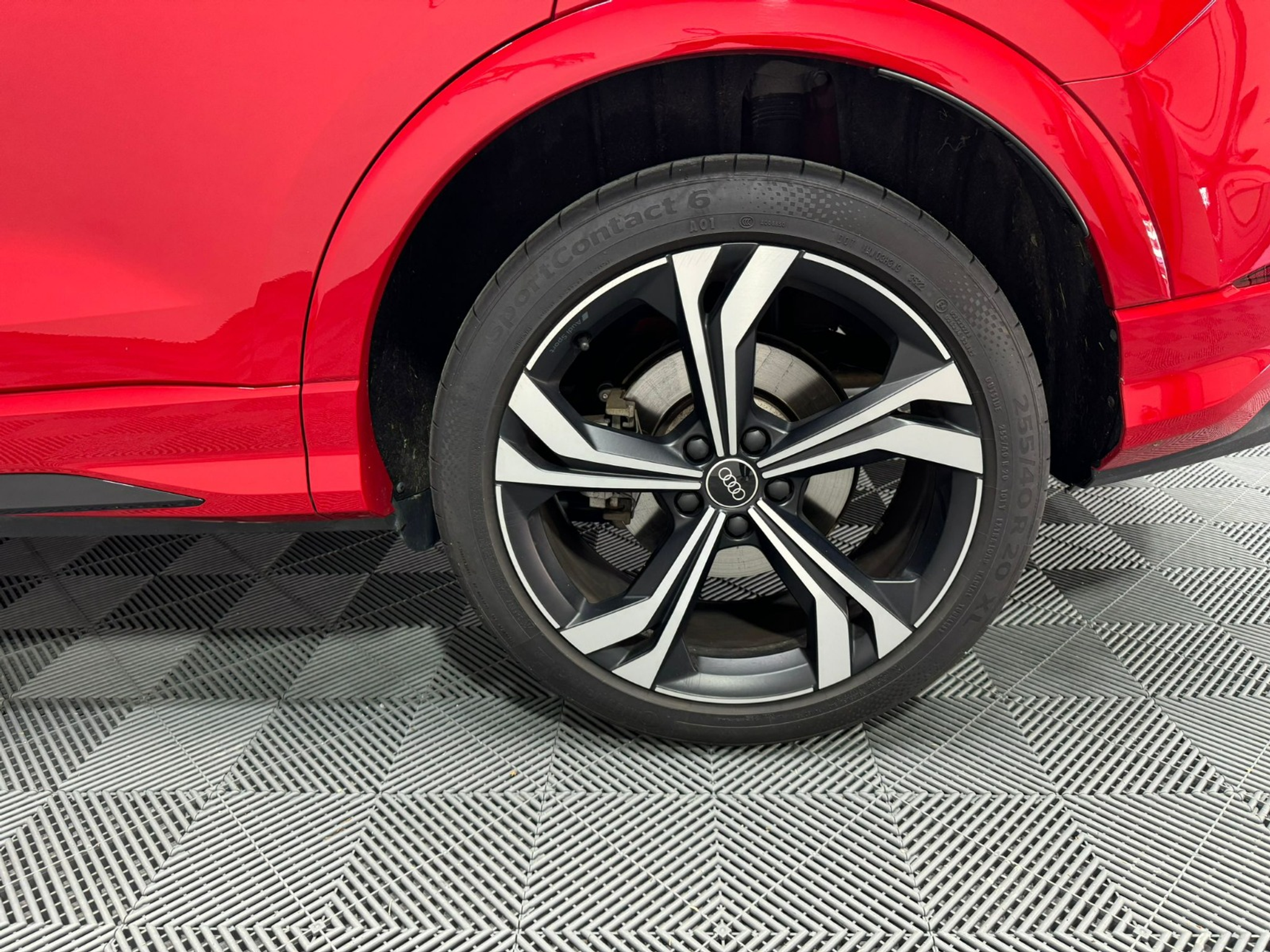 listing desktop thumbnail image 27