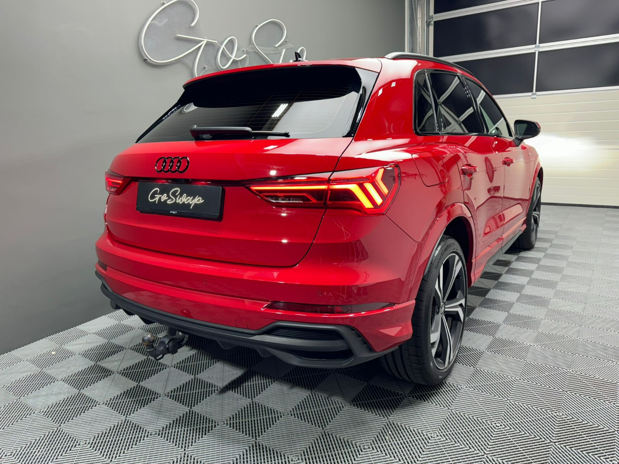 listing desktop thumbnail image 2