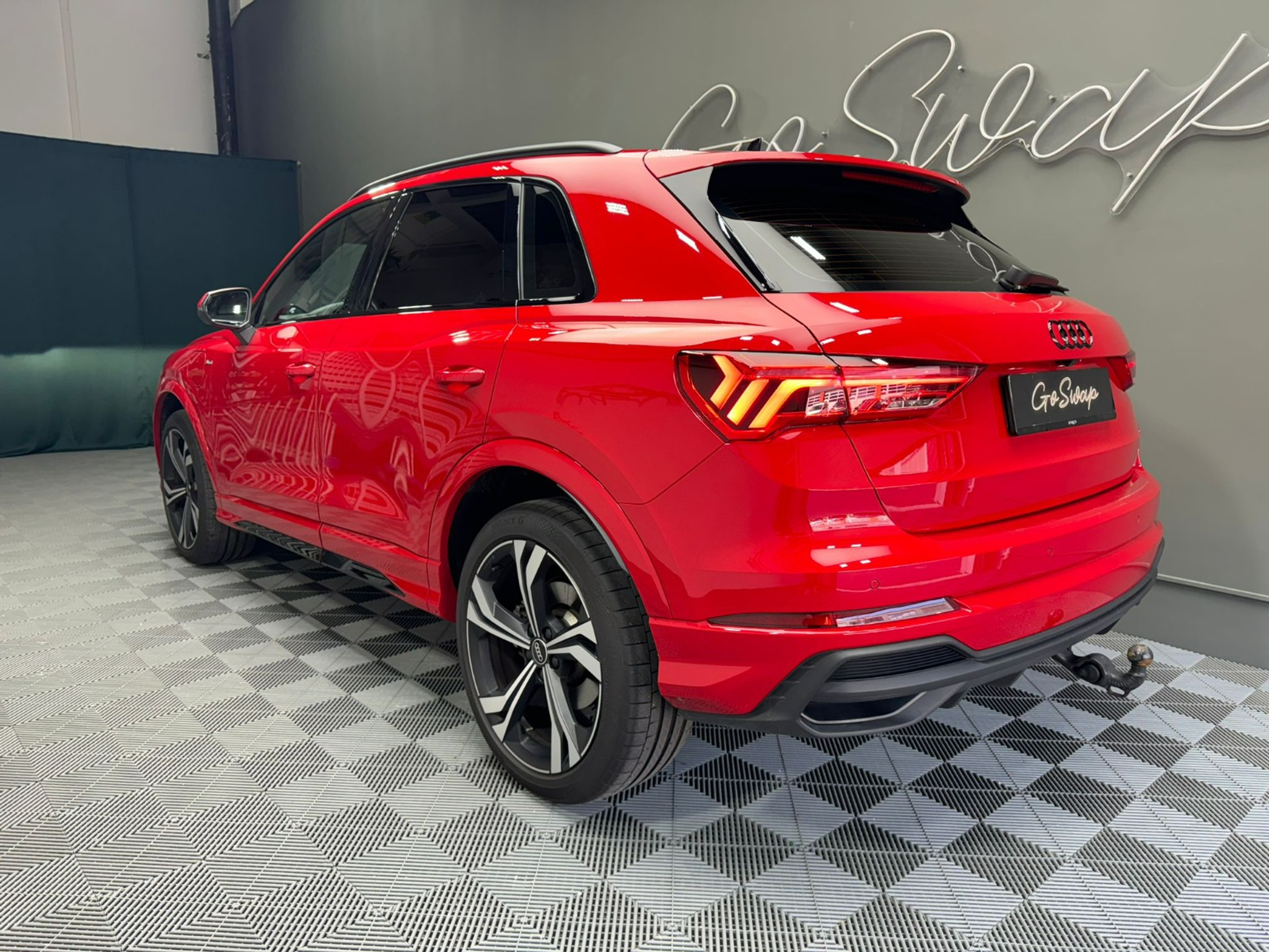 listing desktop thumbnail image 8