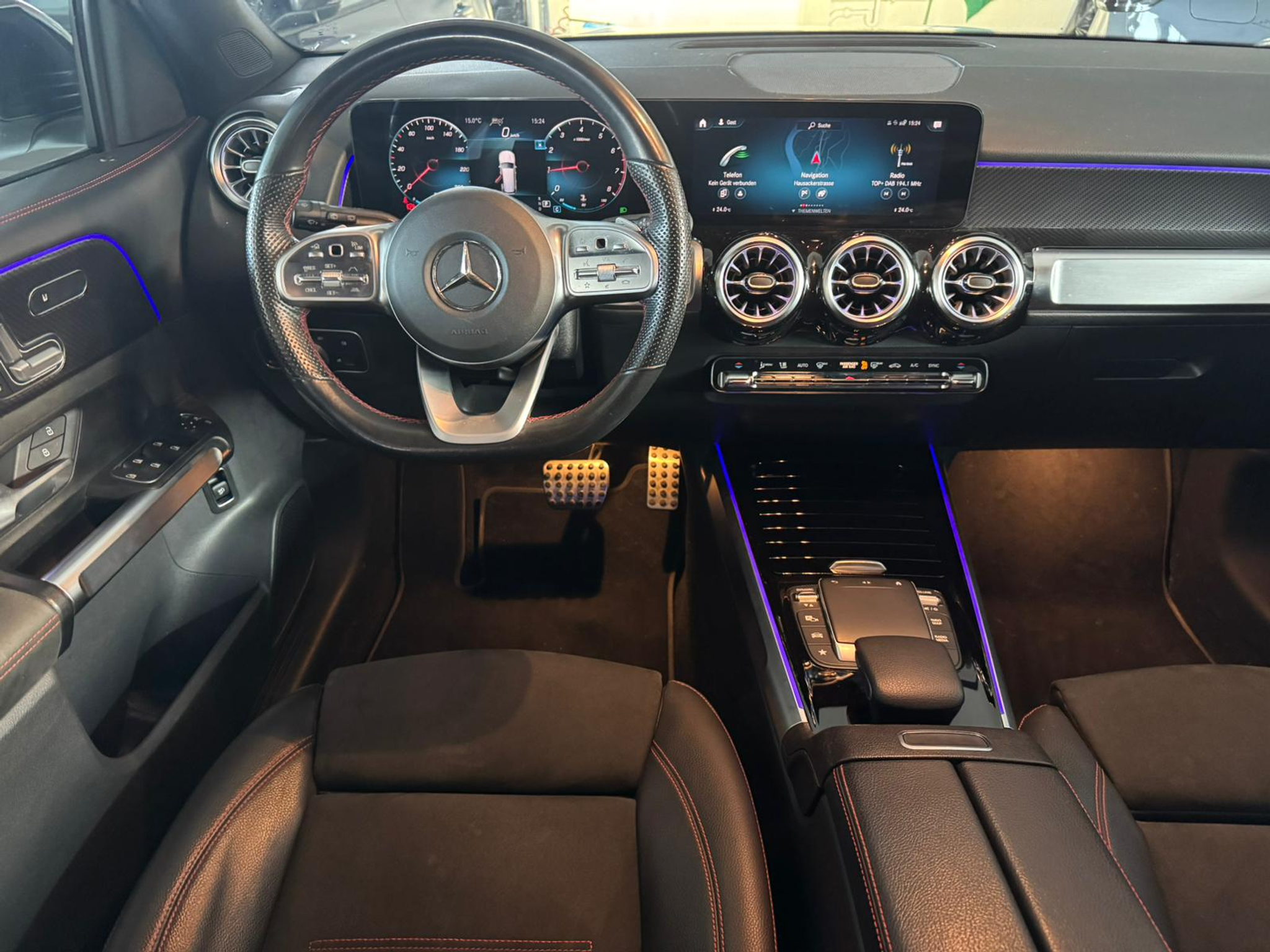 listing desktop thumbnail image 9