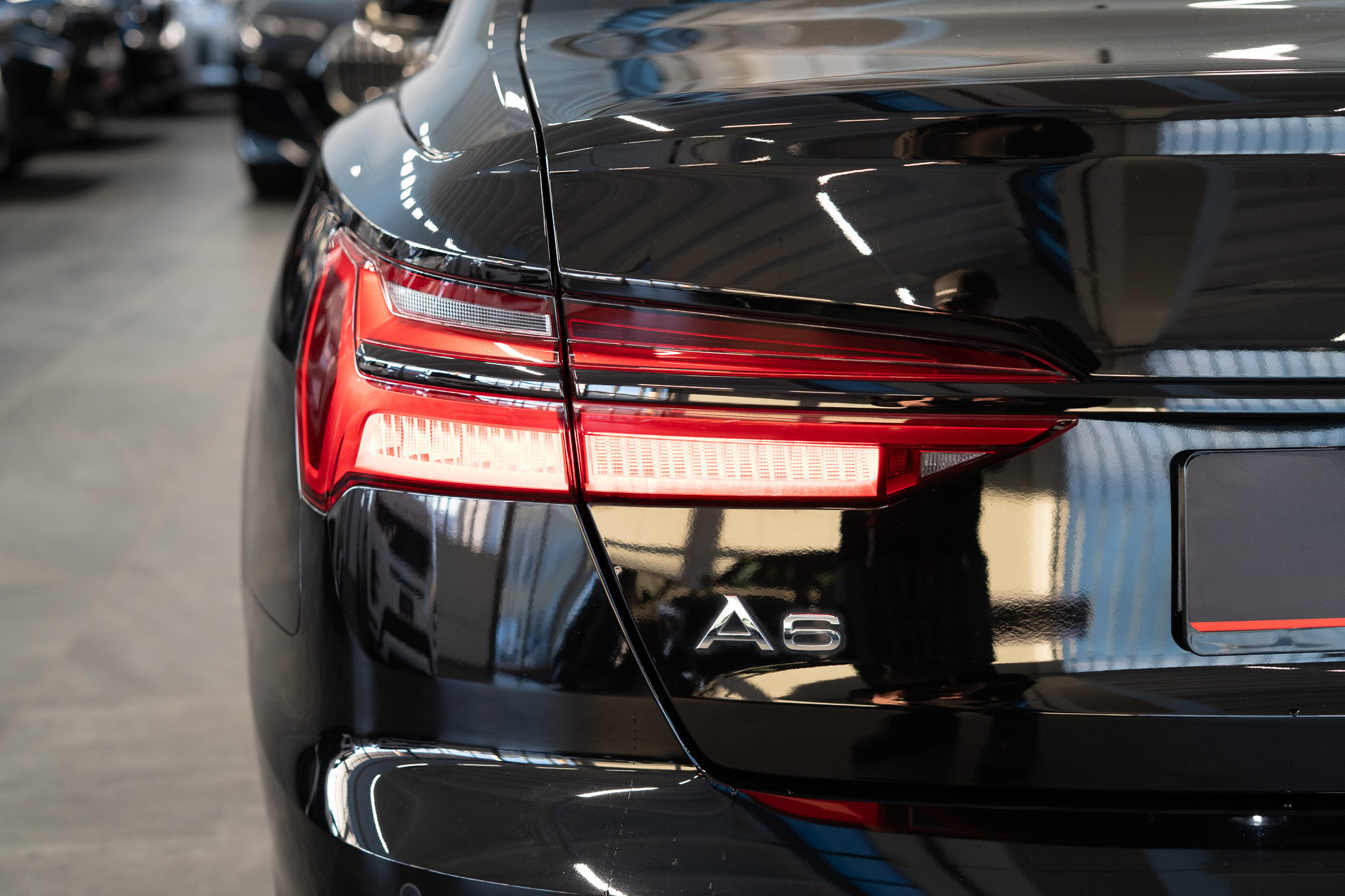 listing desktop thumbnail image 15