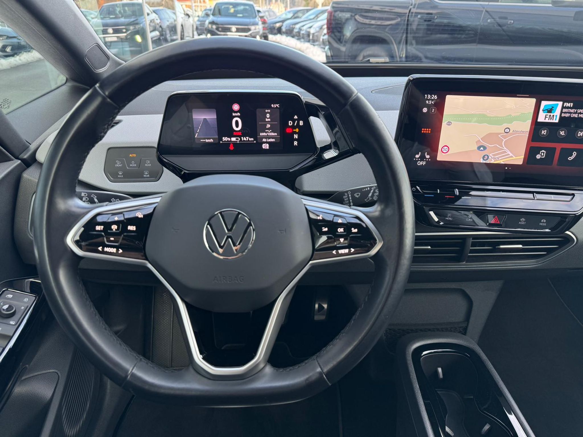 listing desktop thumbnail image 9