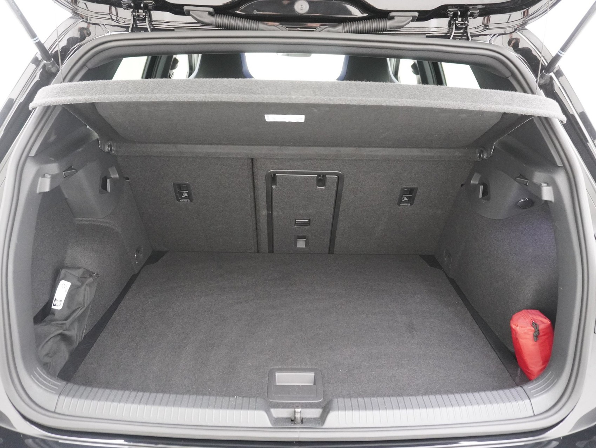 listing desktop thumbnail image 11