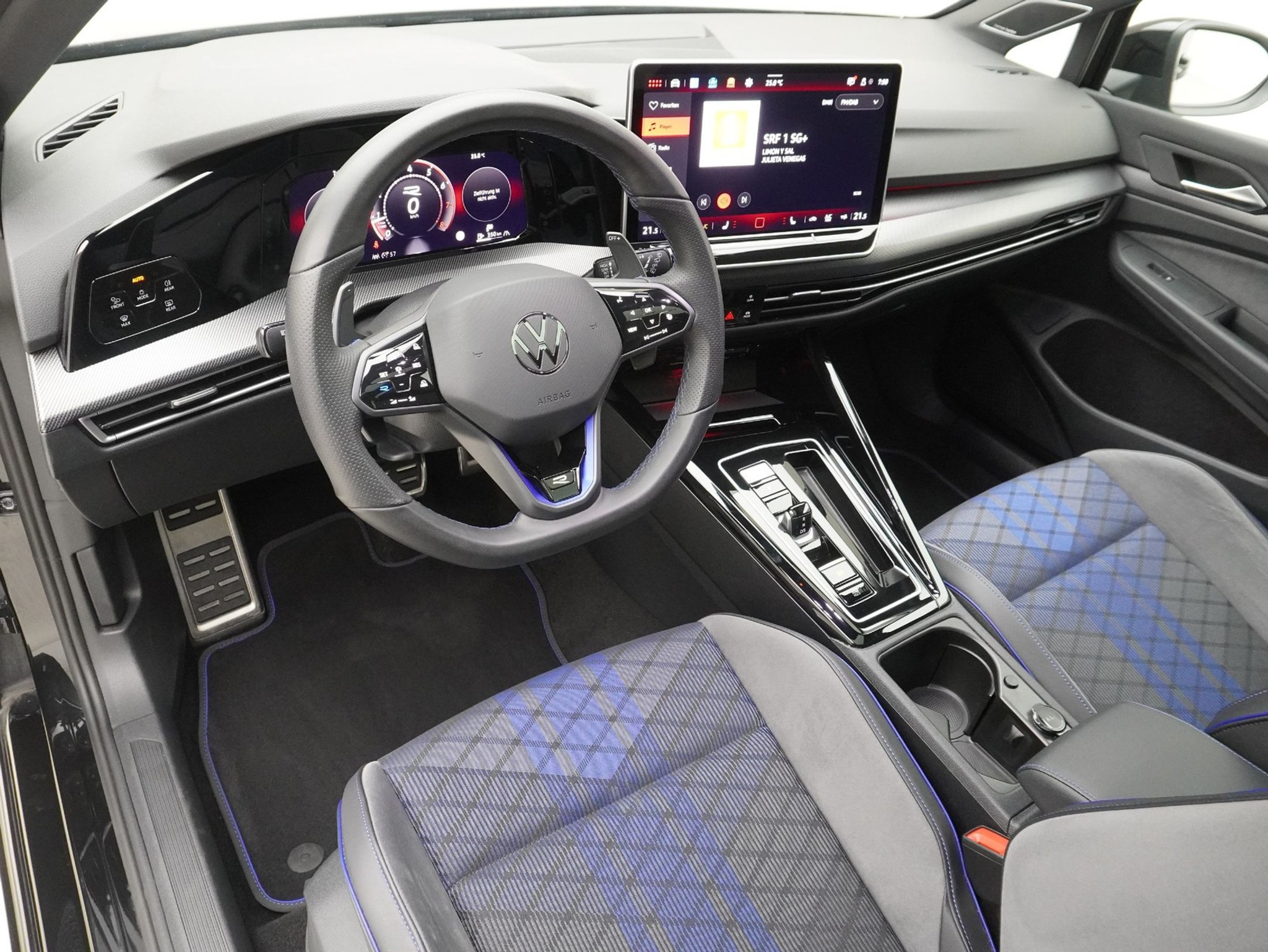 listing desktop thumbnail image 8