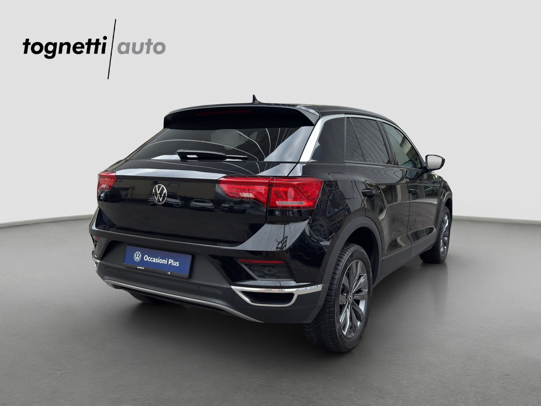 listing desktop thumbnail image 3