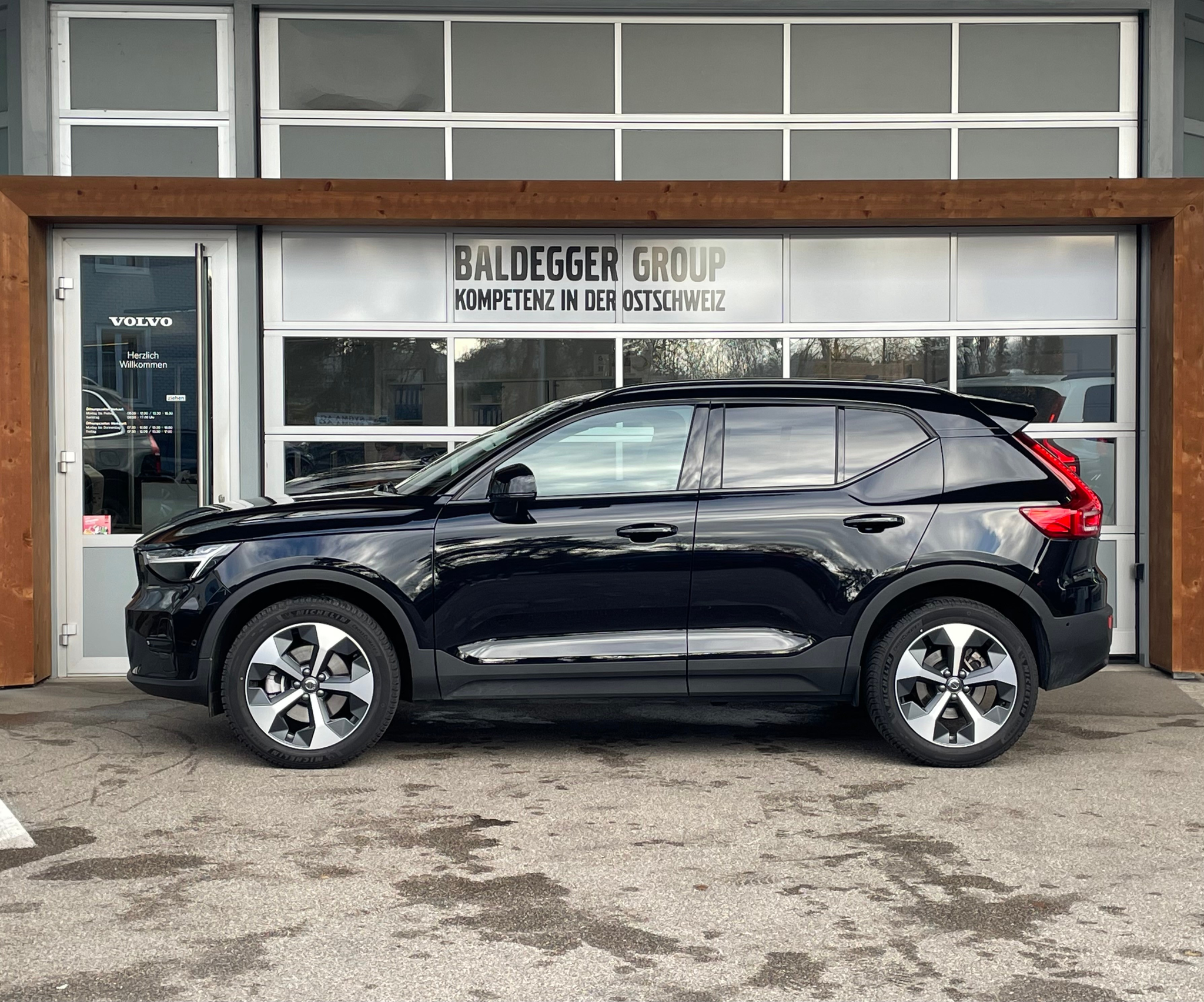 listing desktop thumbnail image 9