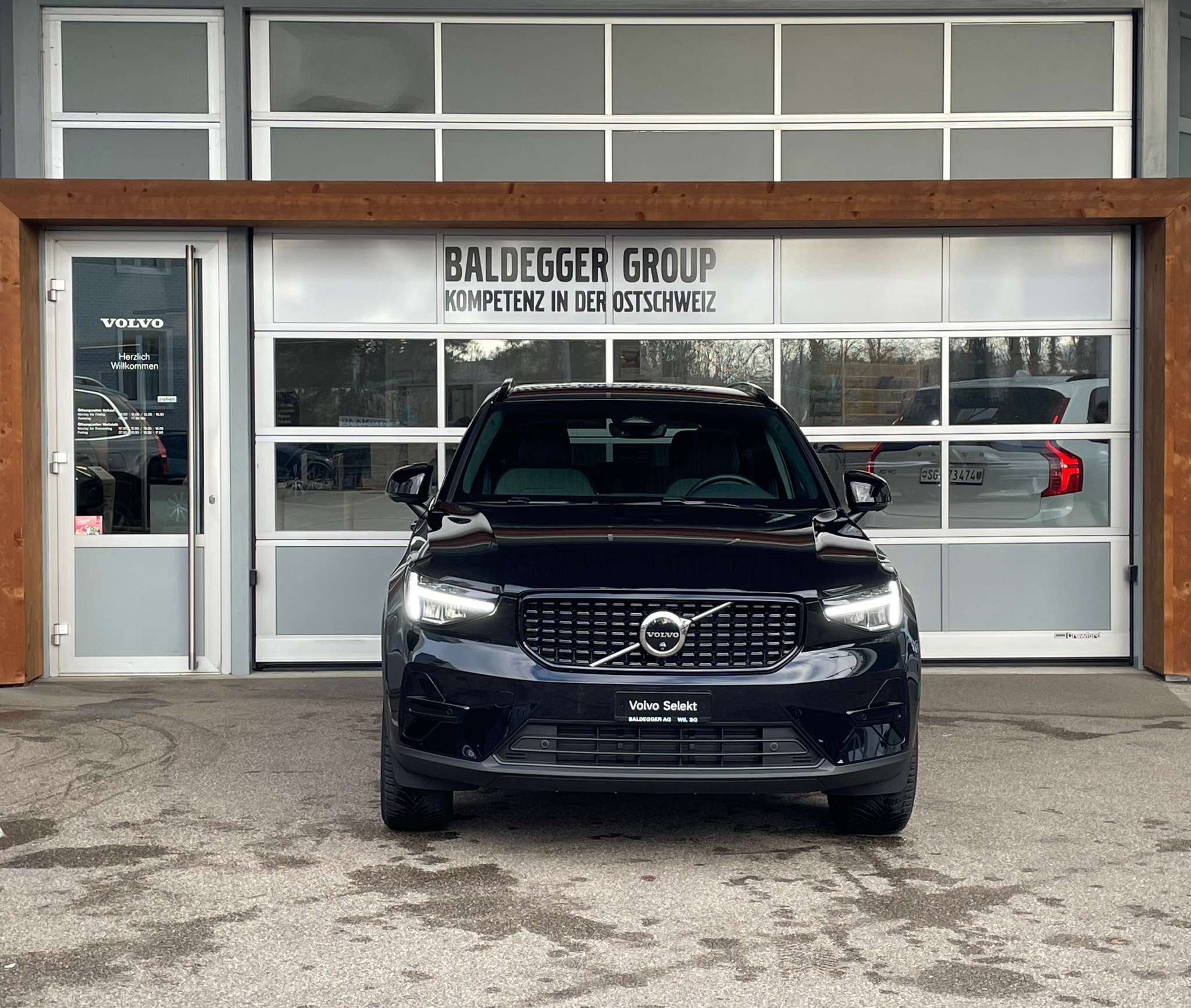 listing desktop thumbnail image 8