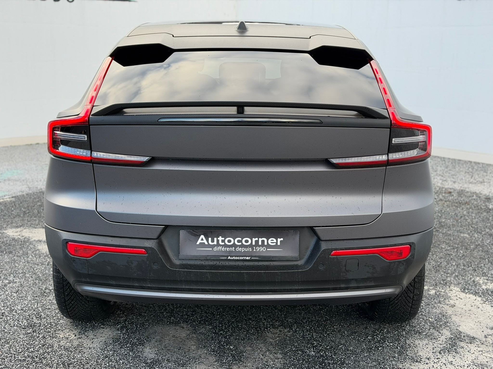 listing desktop thumbnail image 4