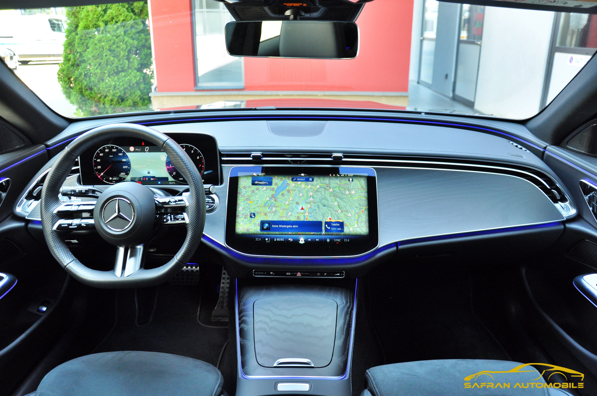 listing desktop thumbnail image 11