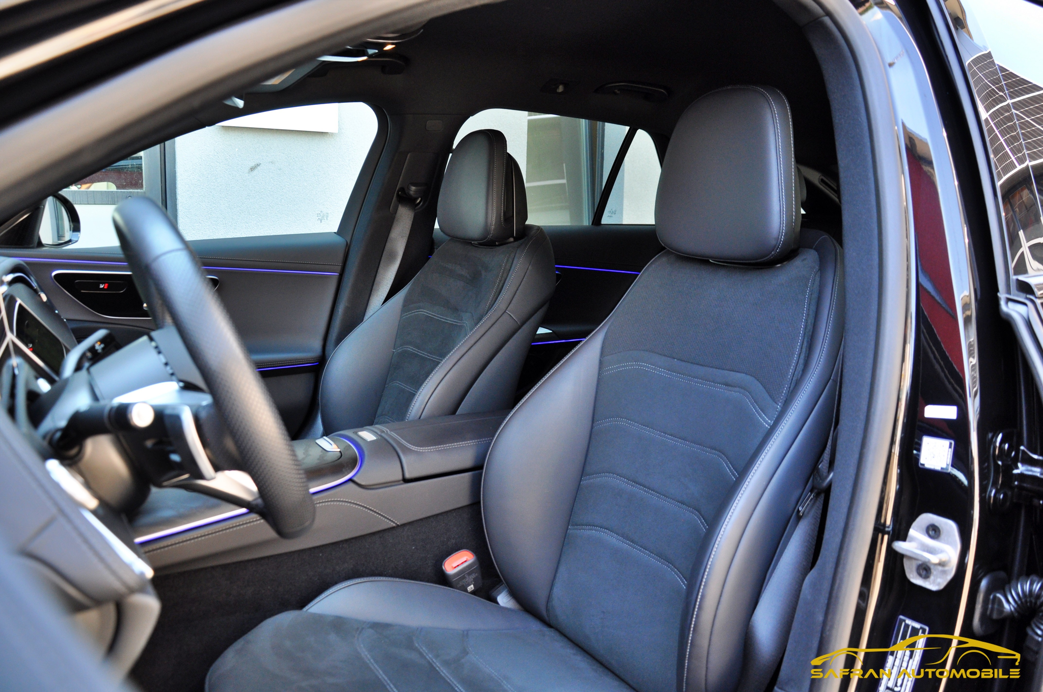 listing desktop thumbnail image 8