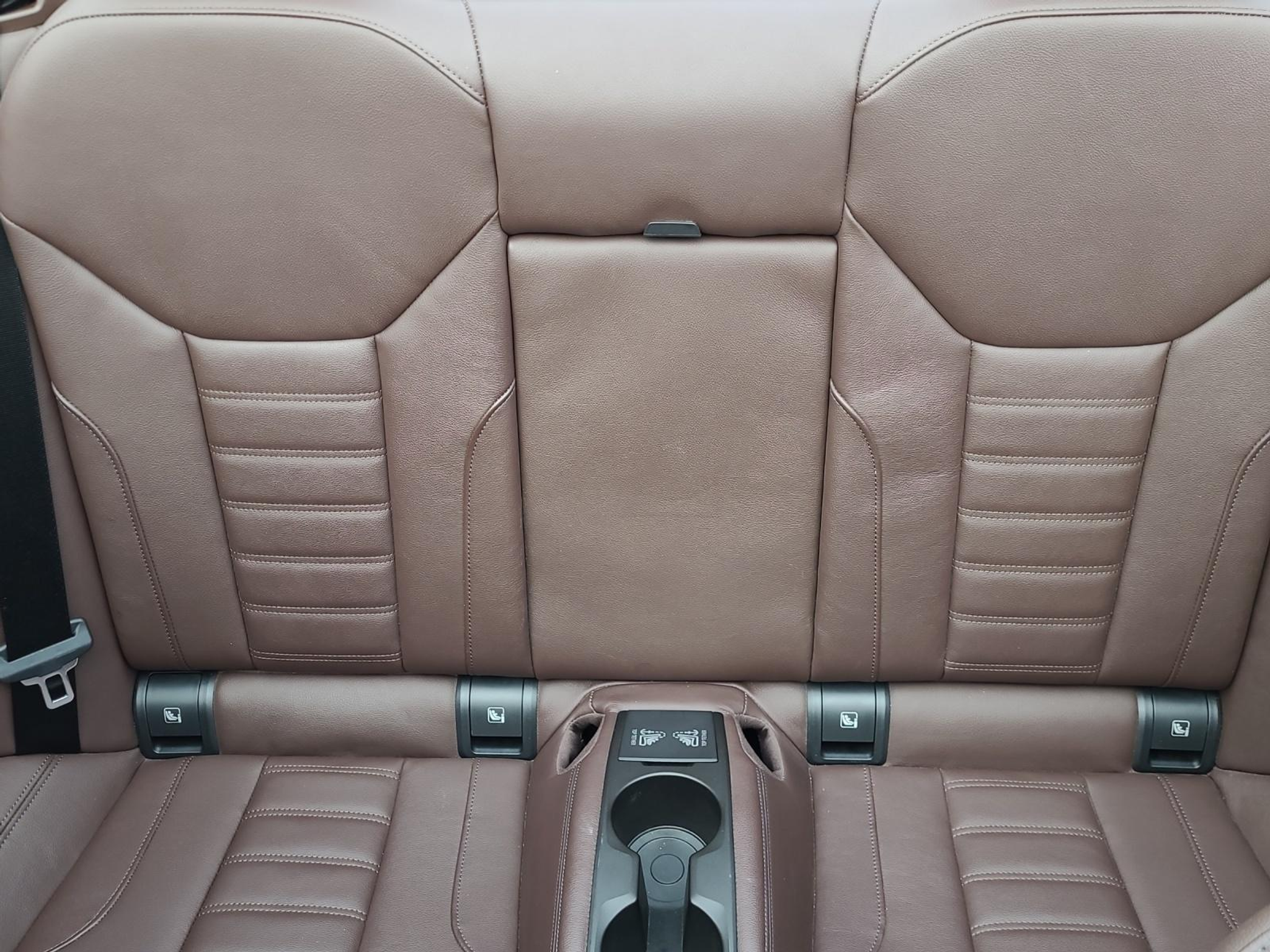 listing desktop thumbnail image 15