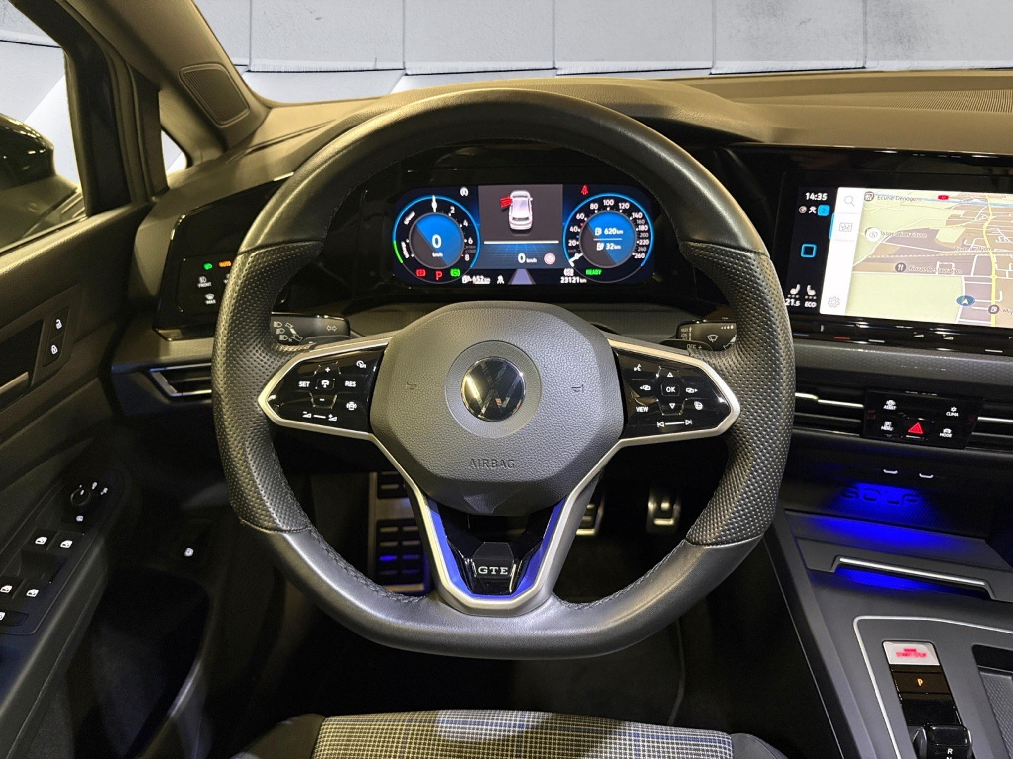 listing desktop thumbnail image 8