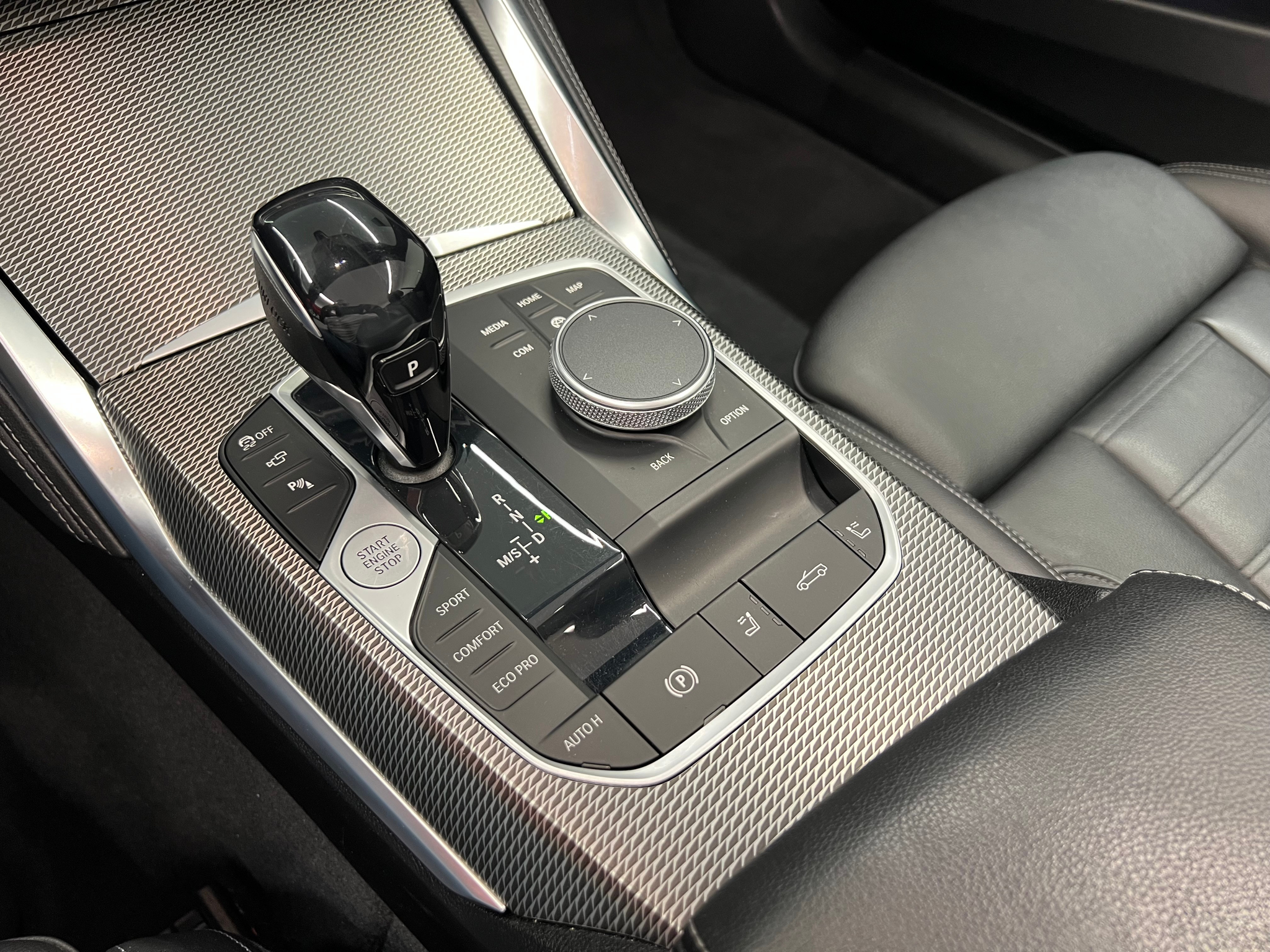 listing desktop thumbnail image 19