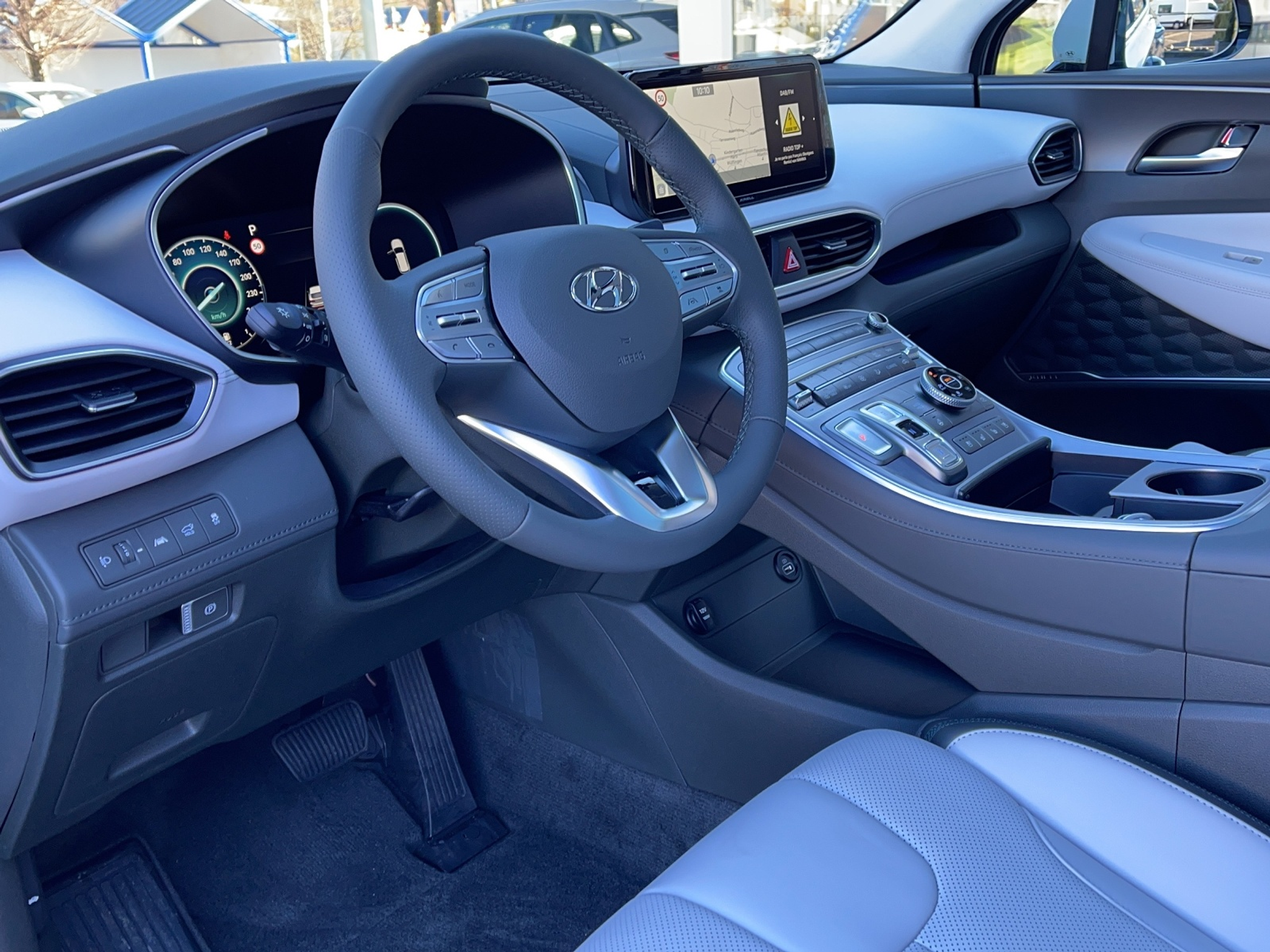 listing desktop thumbnail image 8