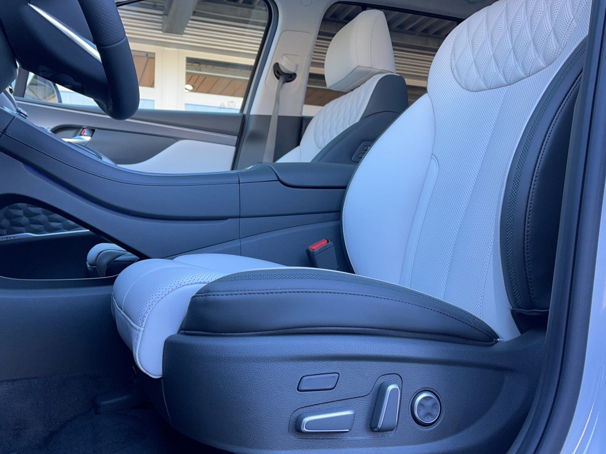 listing desktop thumbnail image 6