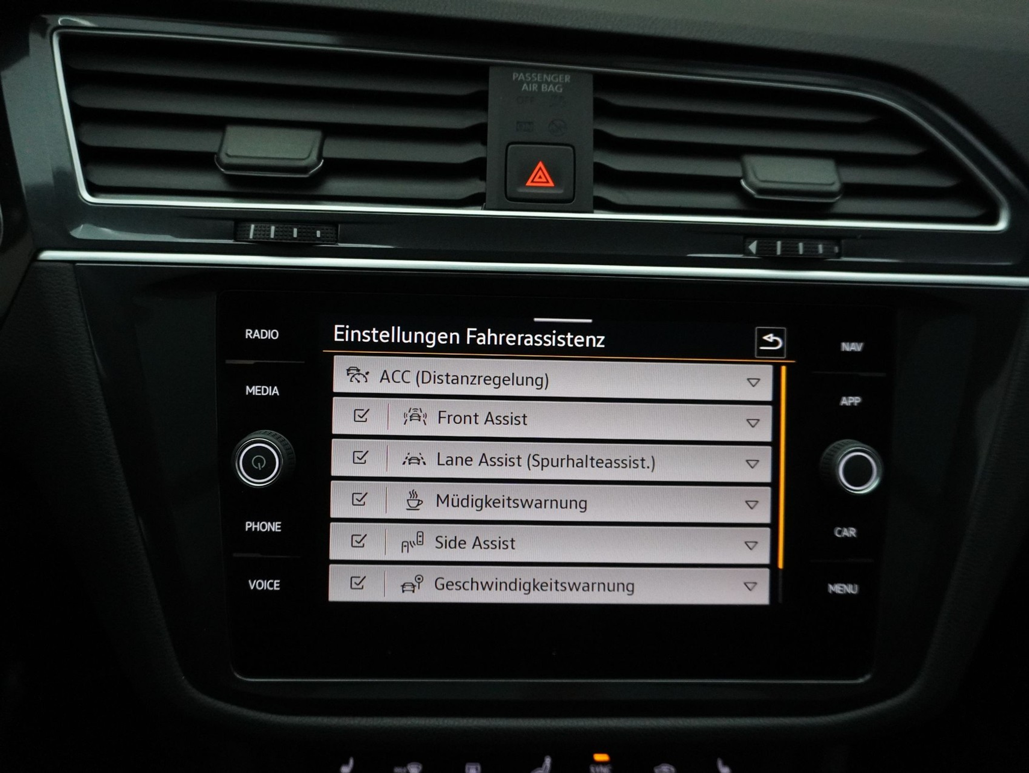 listing desktop thumbnail image 23