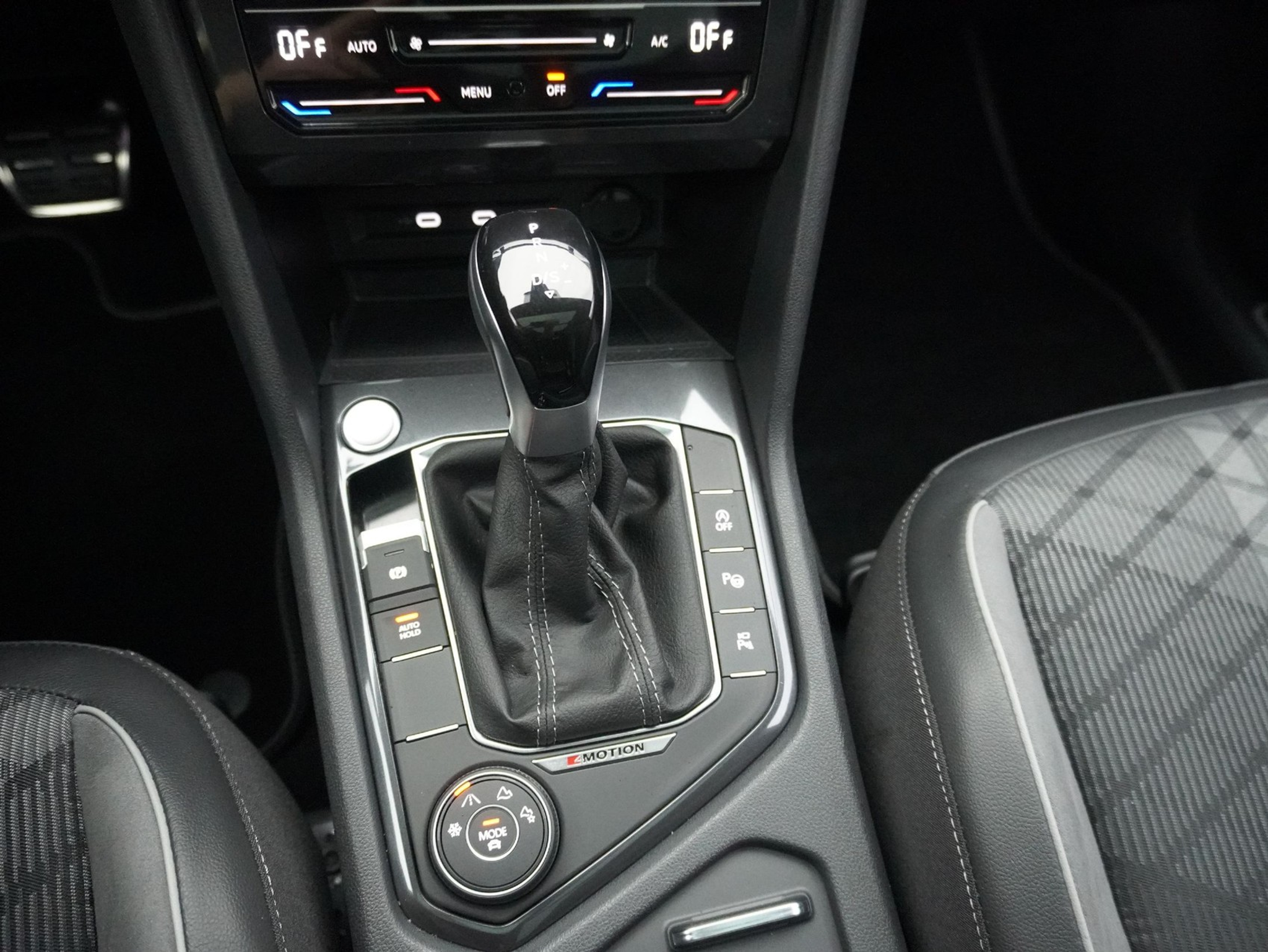 listing desktop thumbnail image 17