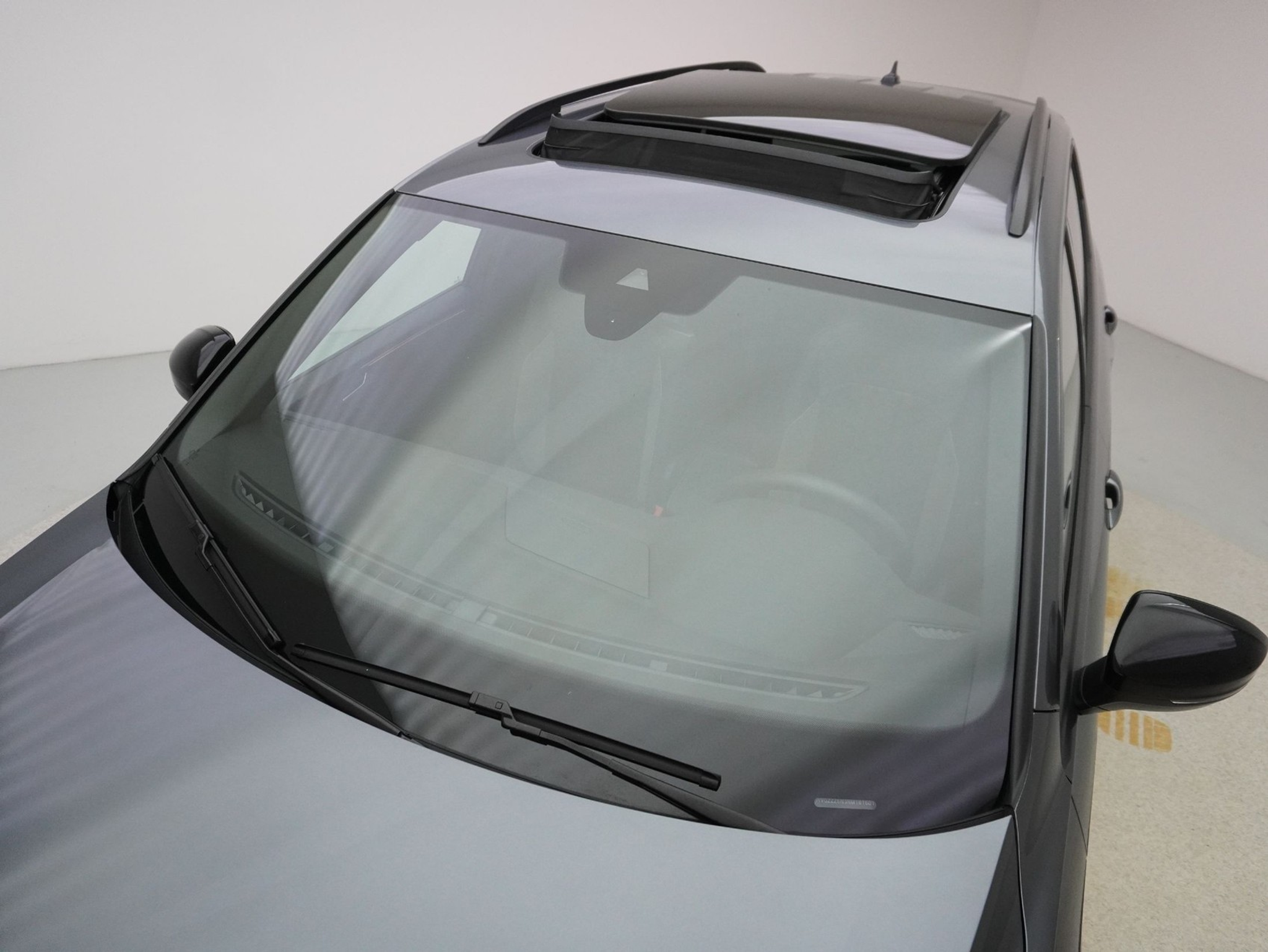 listing desktop thumbnail image 7