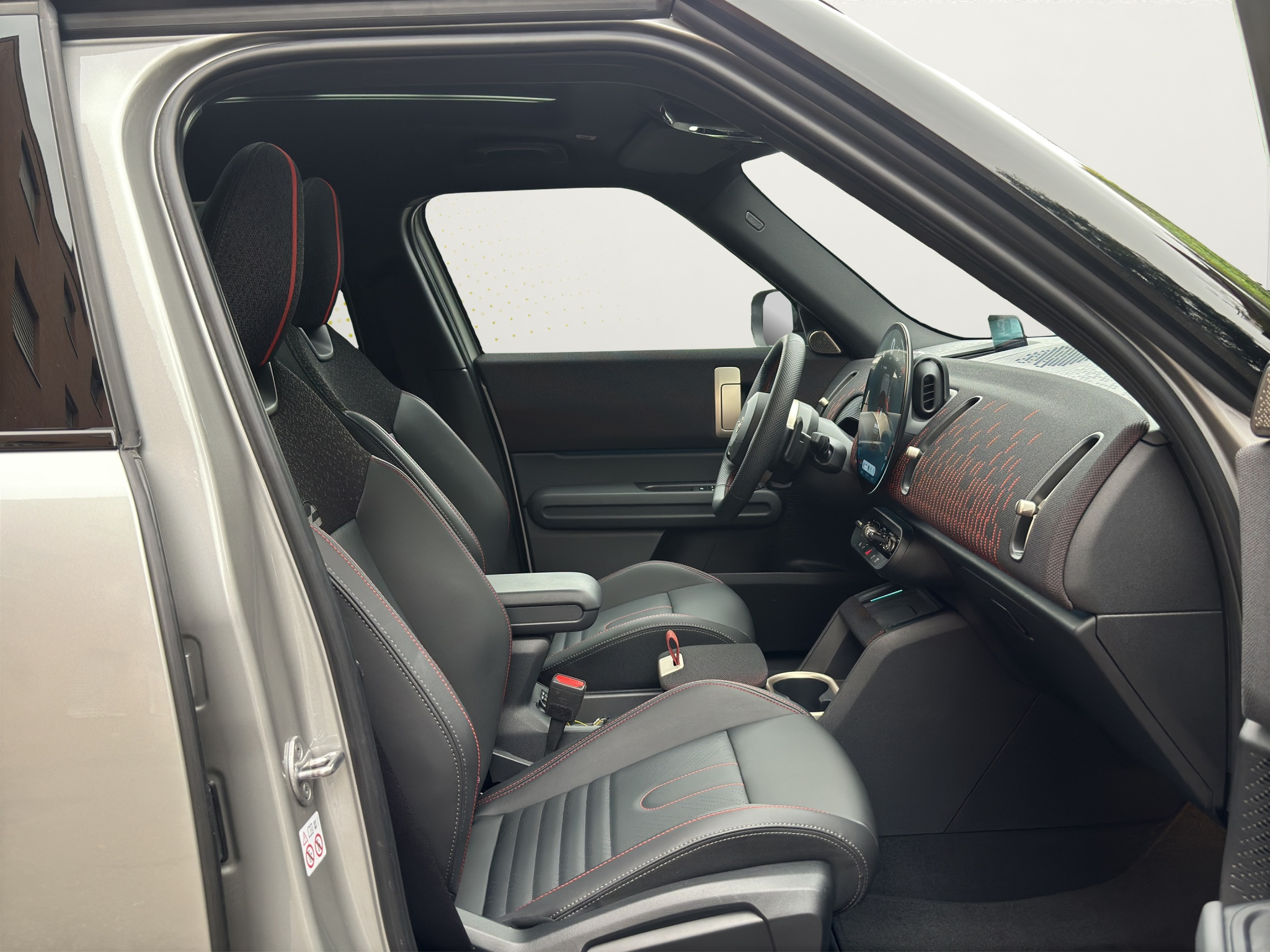 listing desktop thumbnail image 13