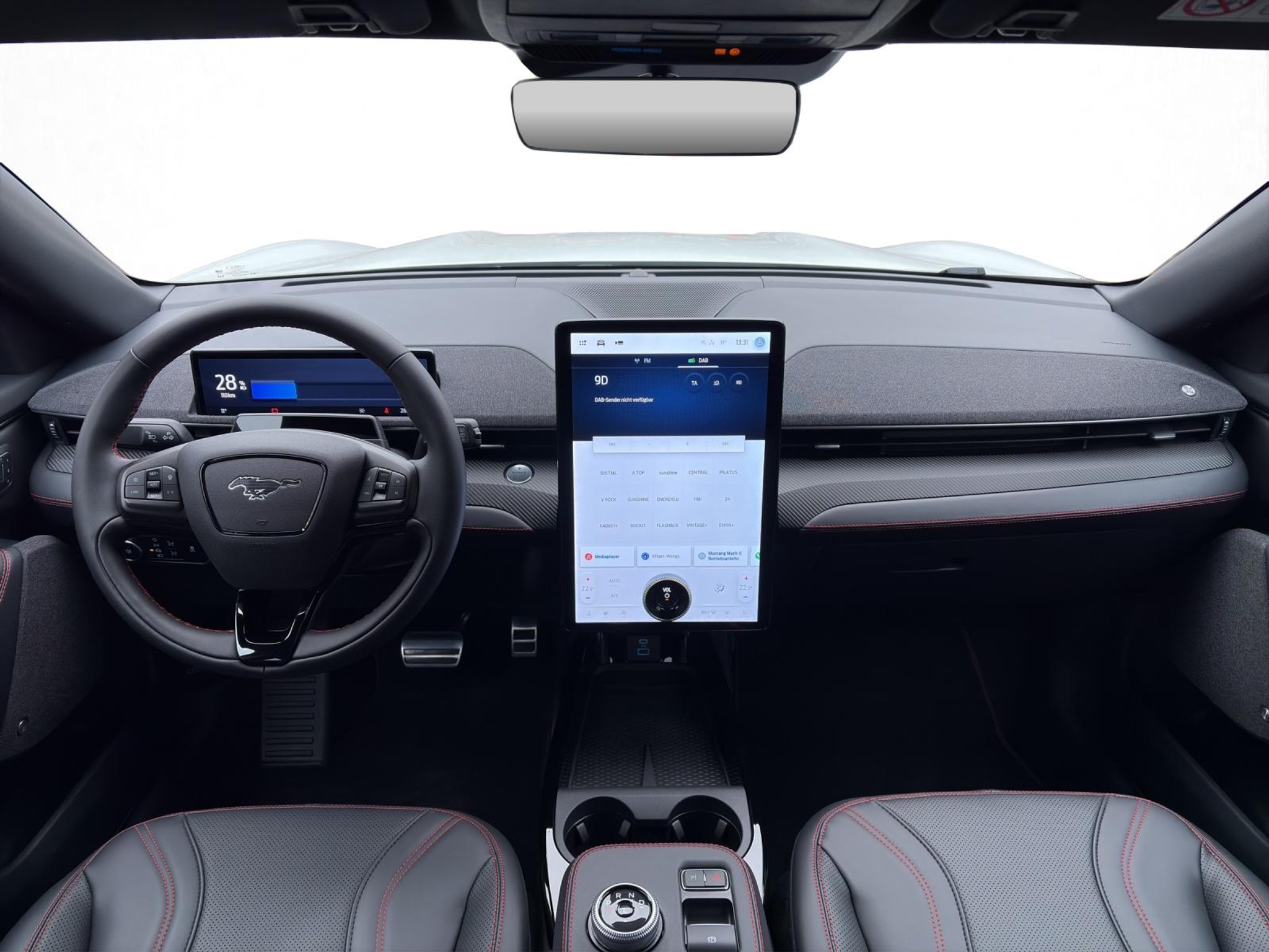 listing desktop thumbnail image 12