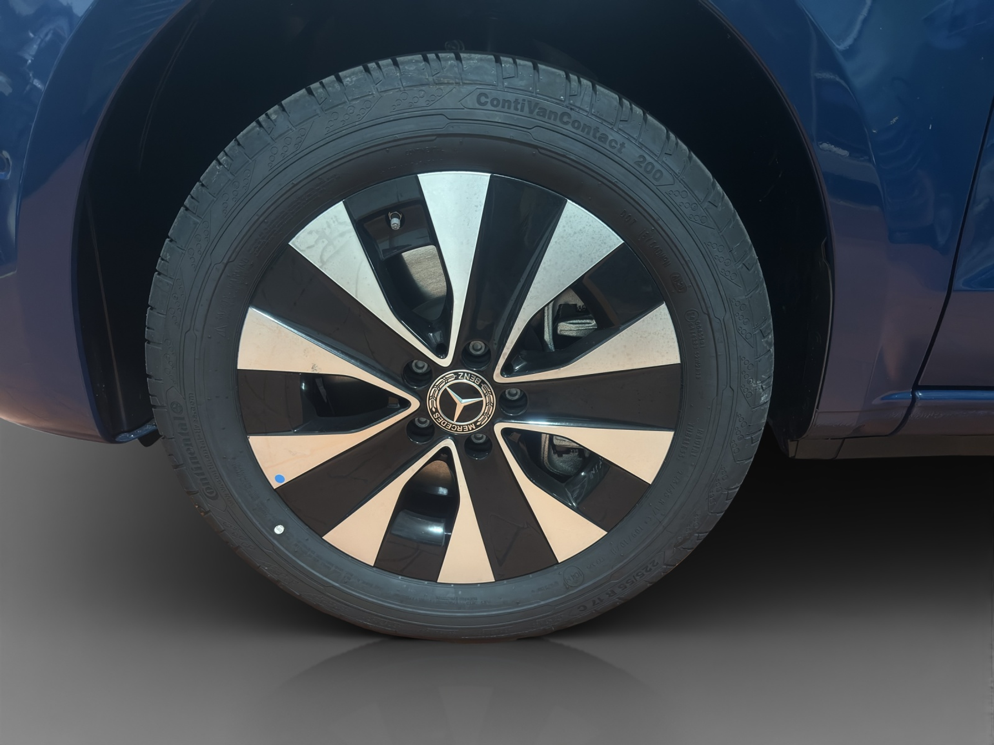 listing desktop thumbnail image 11