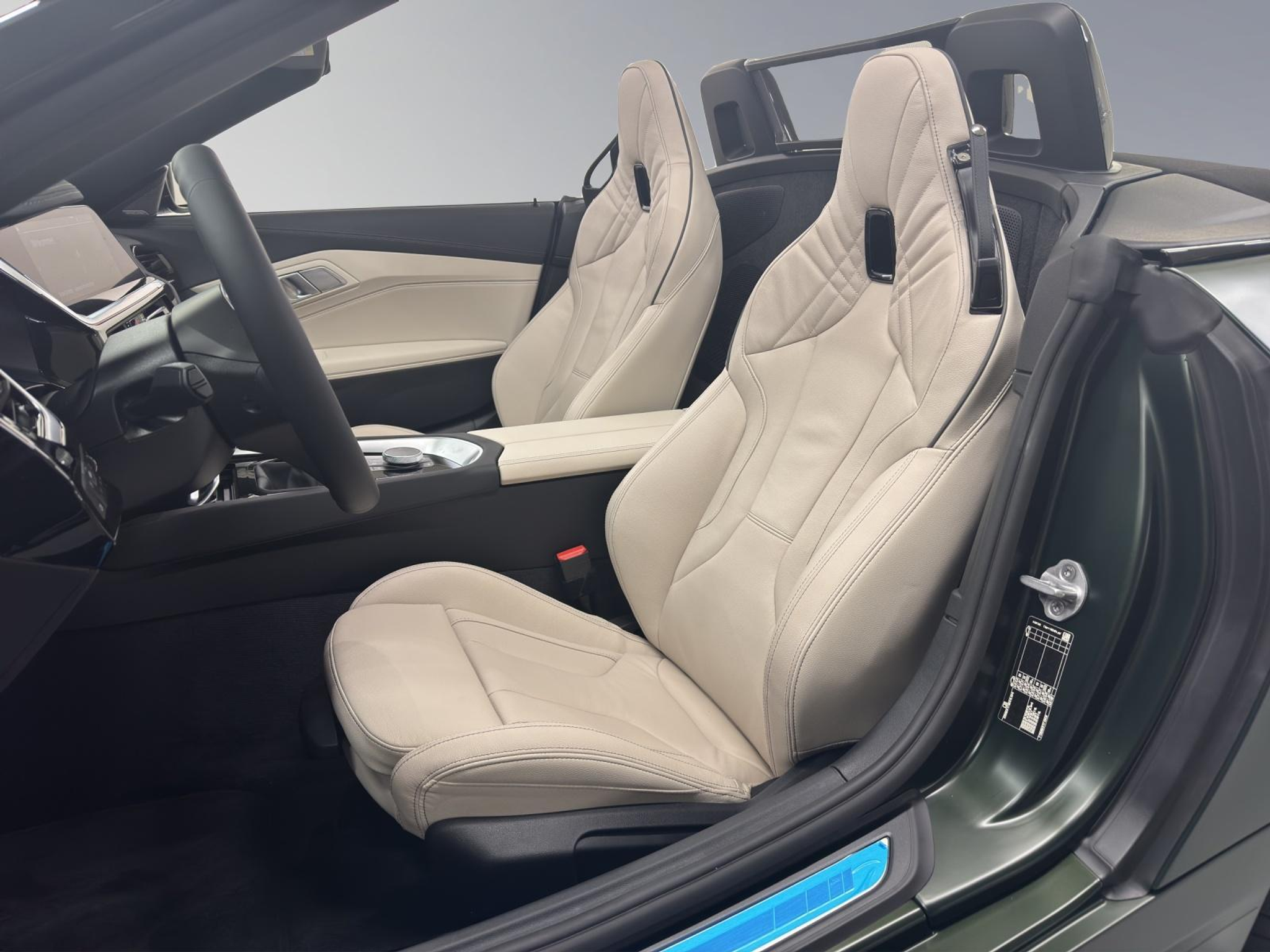 listing desktop thumbnail image 10